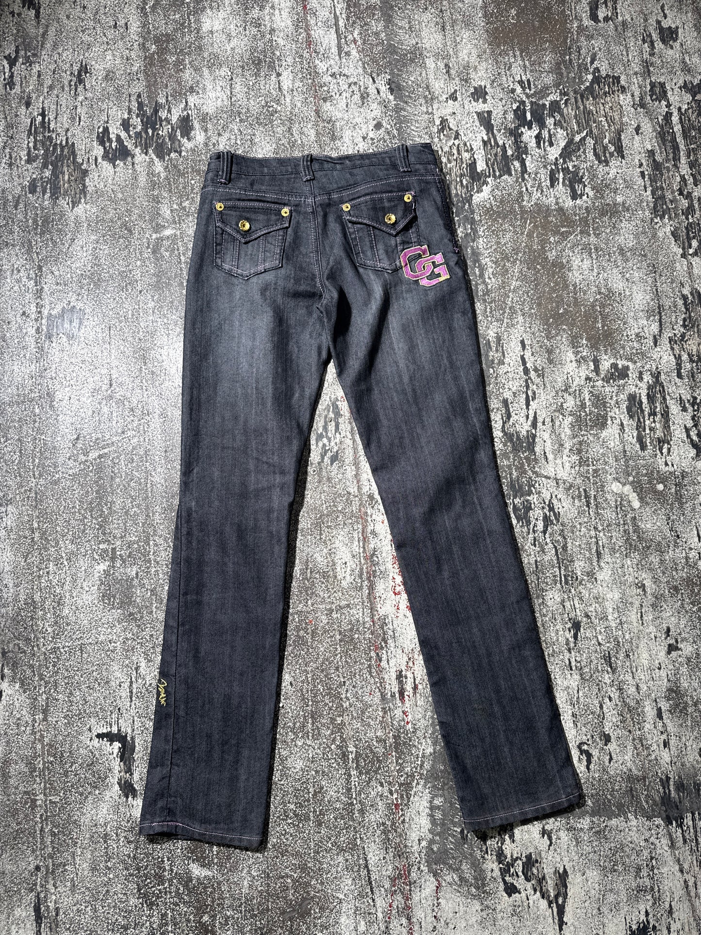 (16) Coogi Embroidered Black Denim