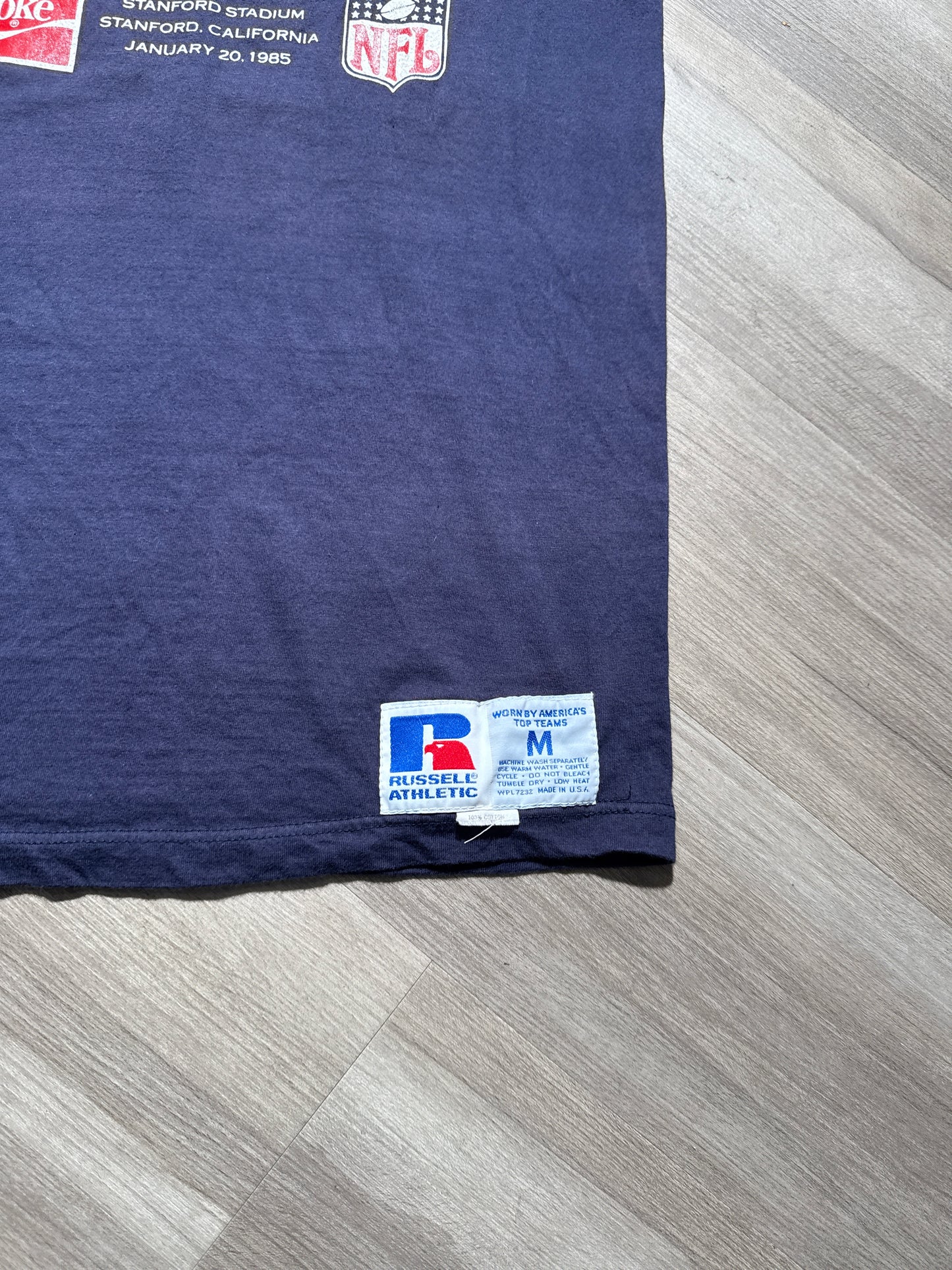 (M) 85’ Super Bowl Patriots V Neck Tee