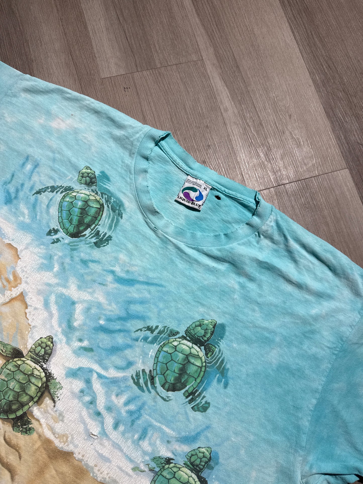 (XL) Liquid Blue Sea Turtle Tee