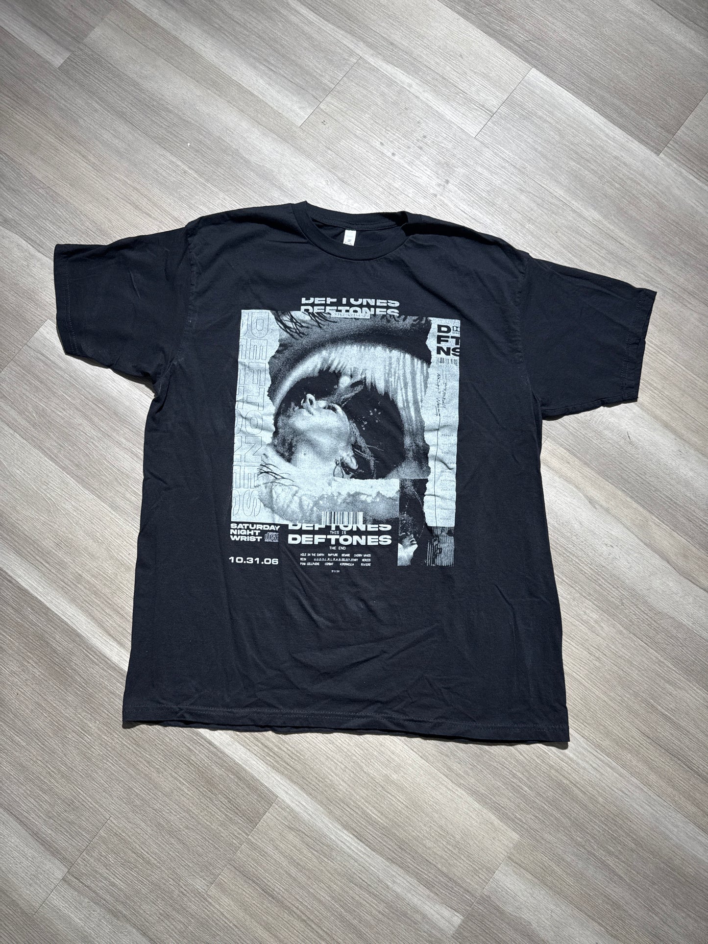 (XL) Deftones This Is The End T-Shirt