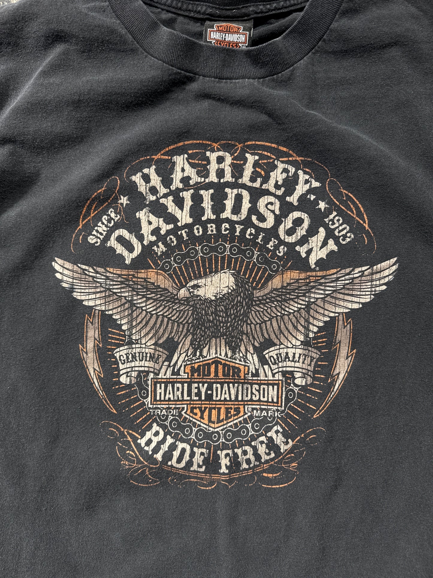 (L) Black Harley Davidson “North Carolina” Tee