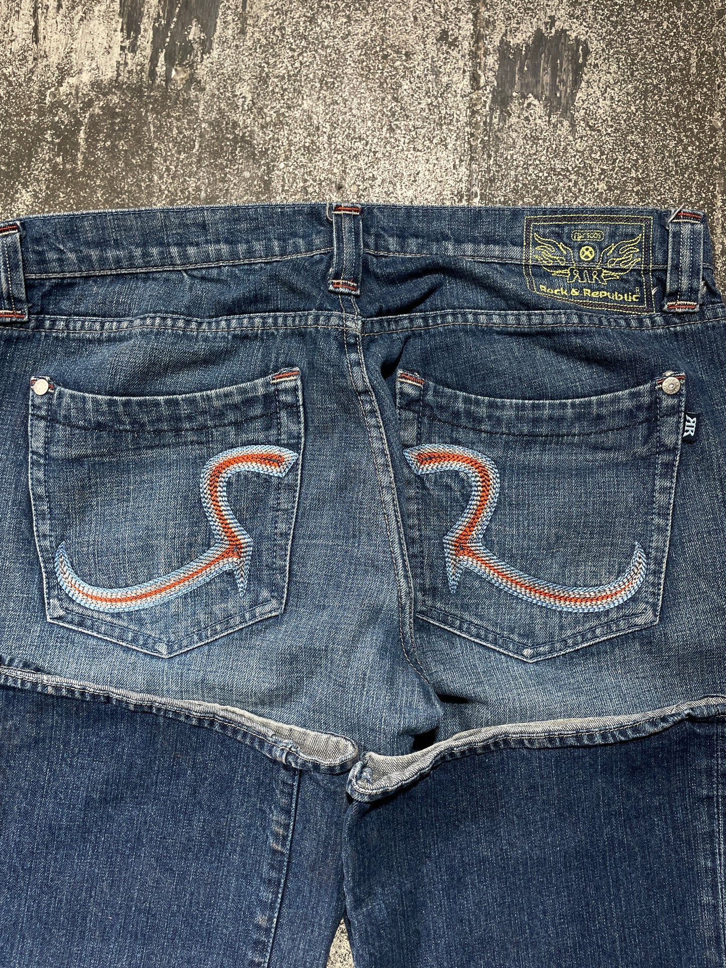 (36x34)Rock & Republic Bootcut Denims