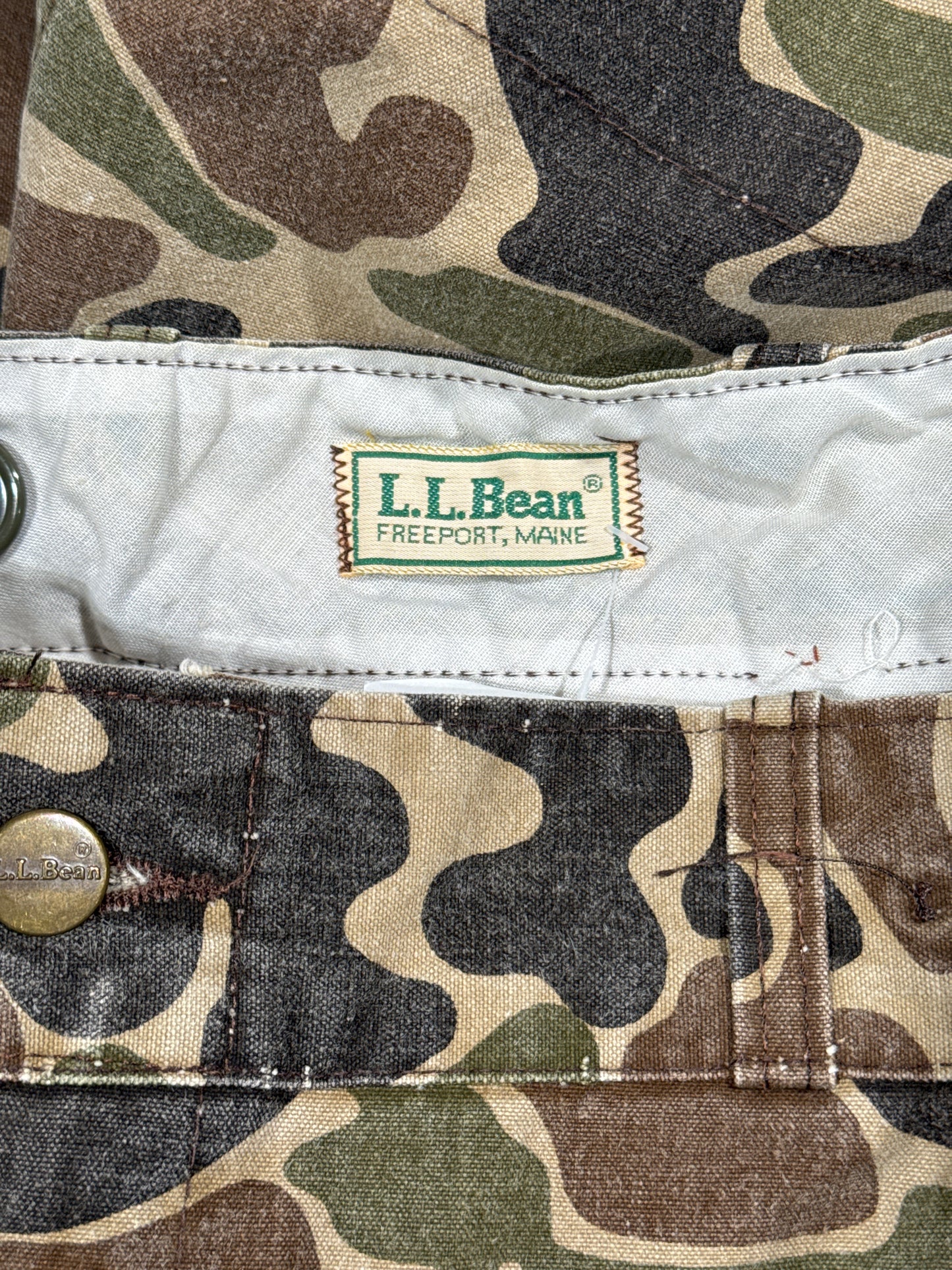 (34x30) Vintage L.L. Bean Duck Camo Double-Knee Pants