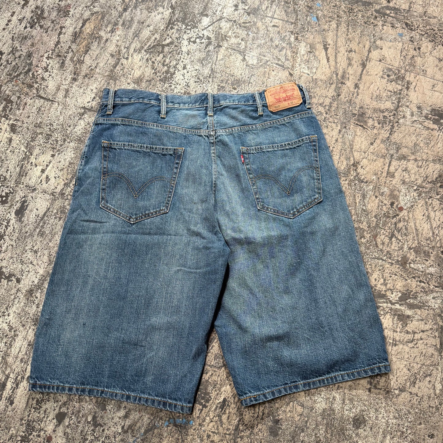 (38) Levi’s 569 Jorts