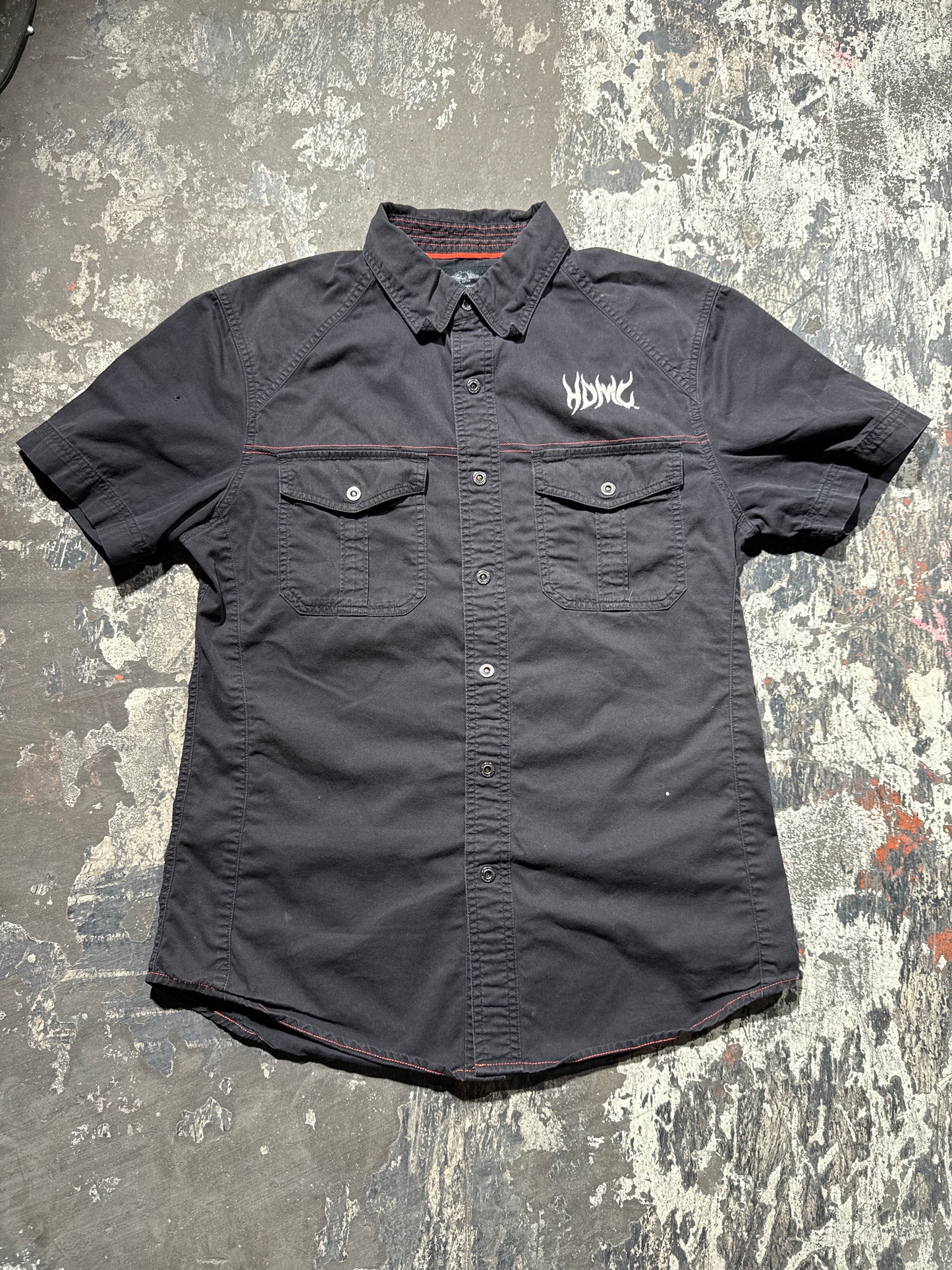 (M) Harley Davidson Winged Skull Button-Up