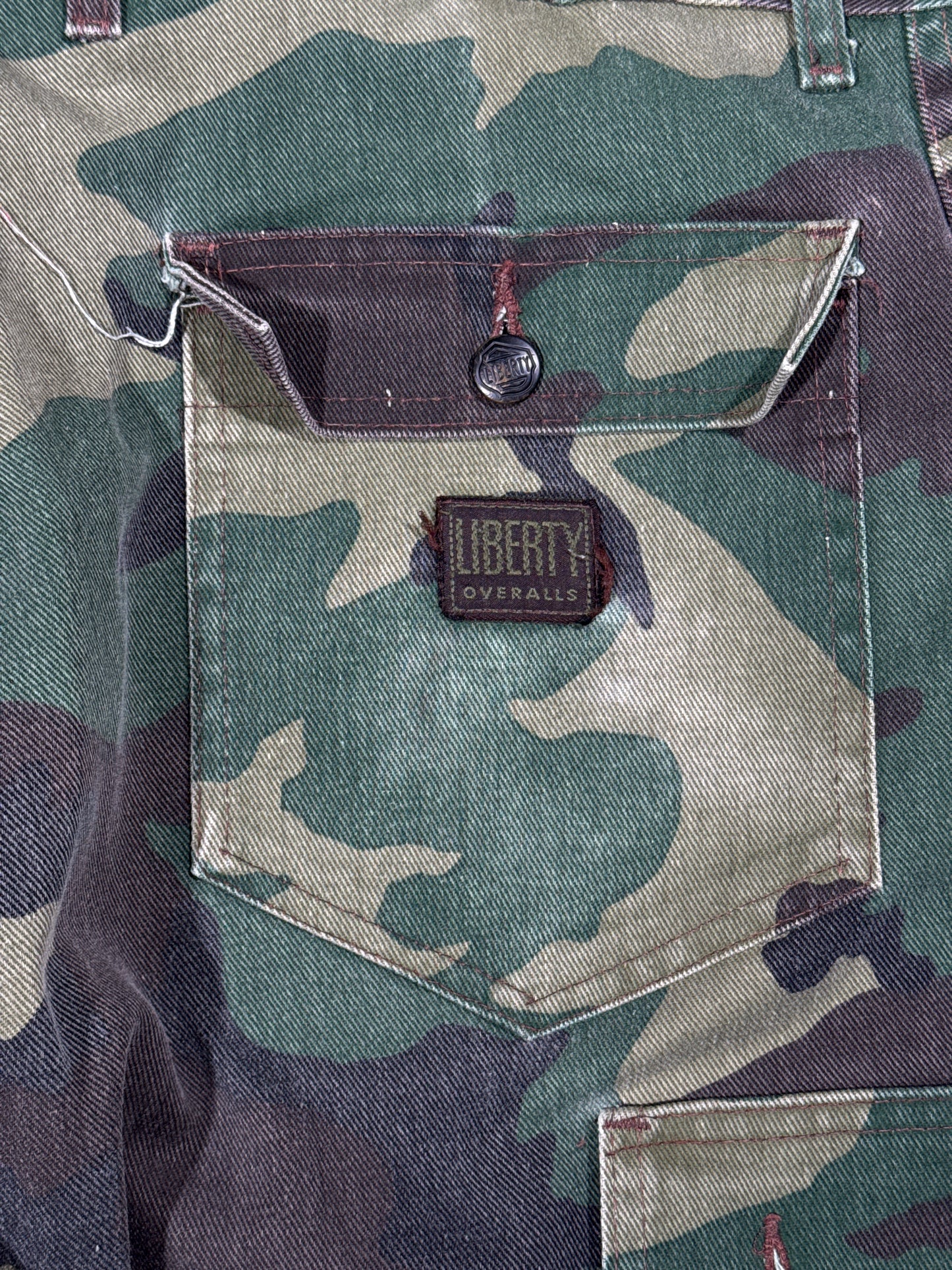 (38x32) Vintage Liberty Military Camo Cargos