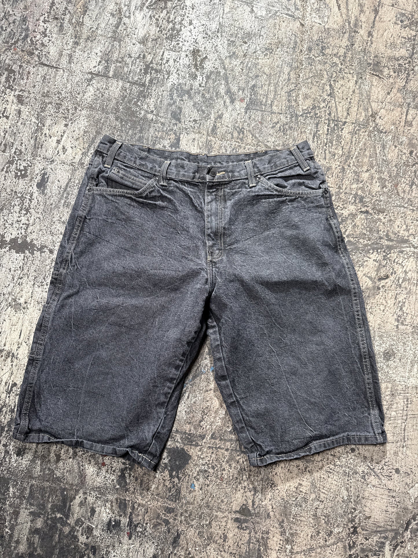 (36) Black Dickies Skating Jorts
