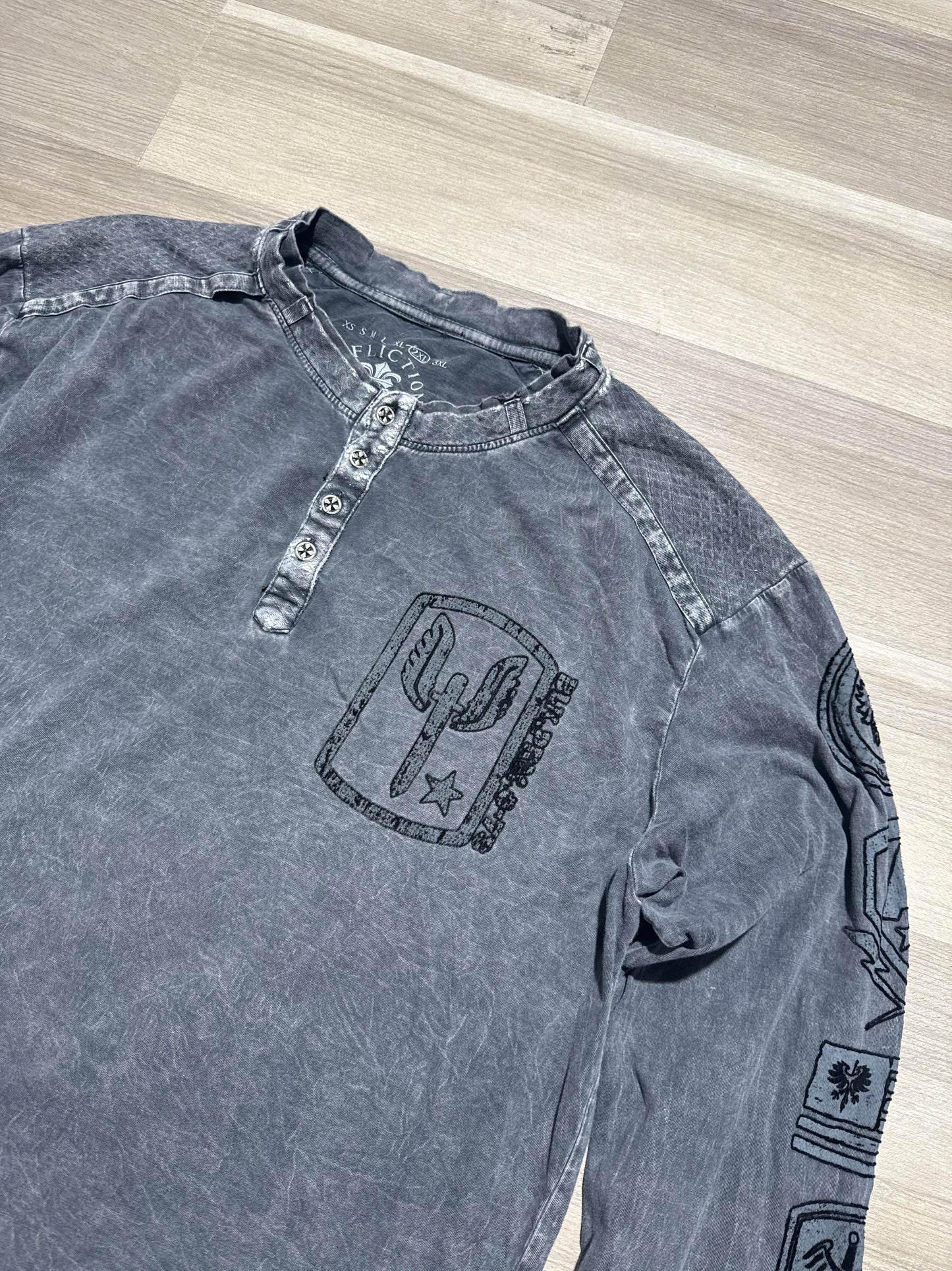 (XXL) Y2K Affliction Grey Longsleeve