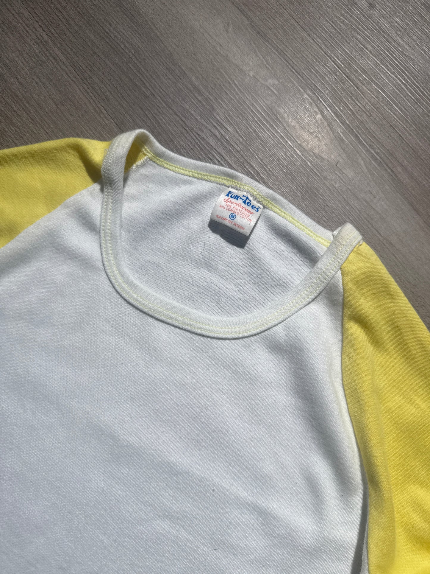 (S/M) 70s Yellow Sleeved Tee