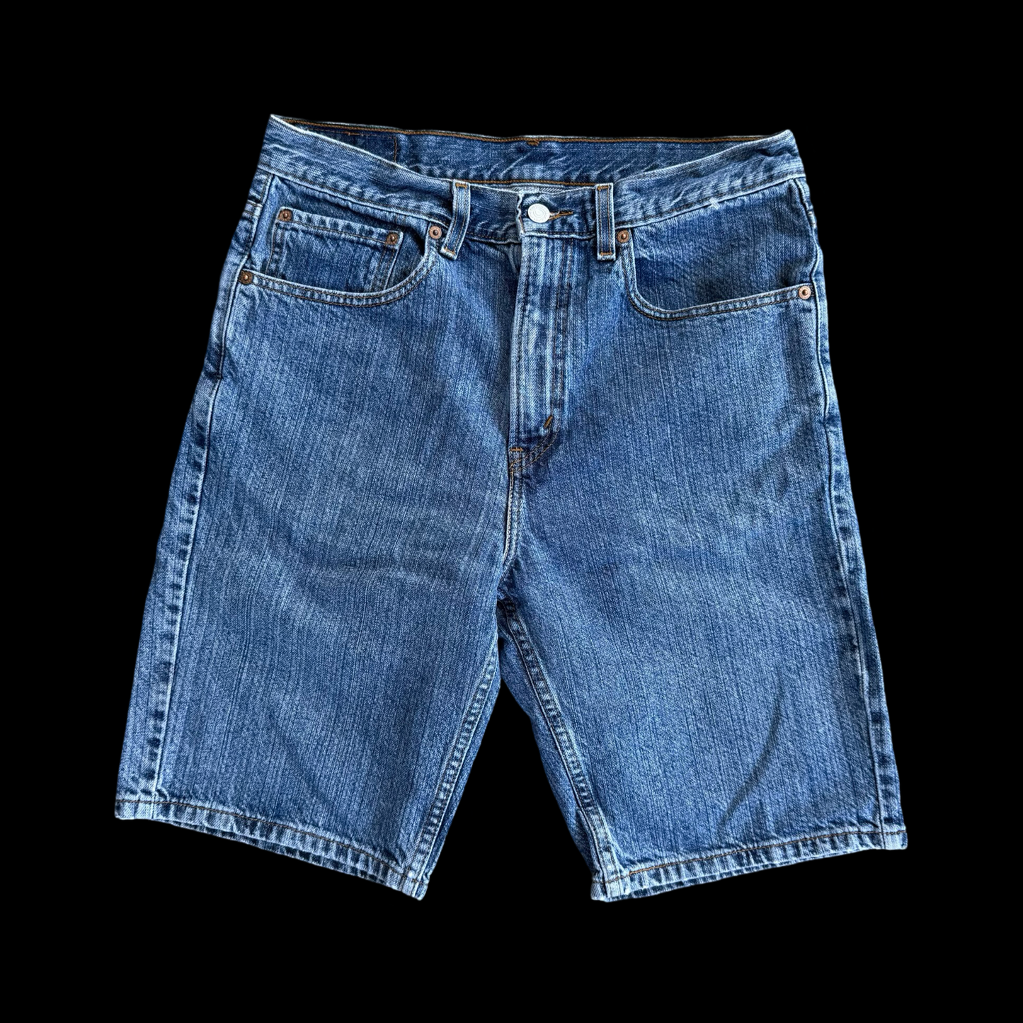 (32) 505s Levi’s Jorts