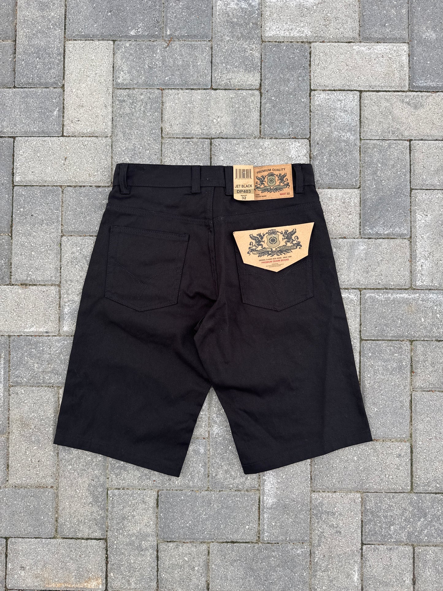 (32) Nōiz Y2K Jorts