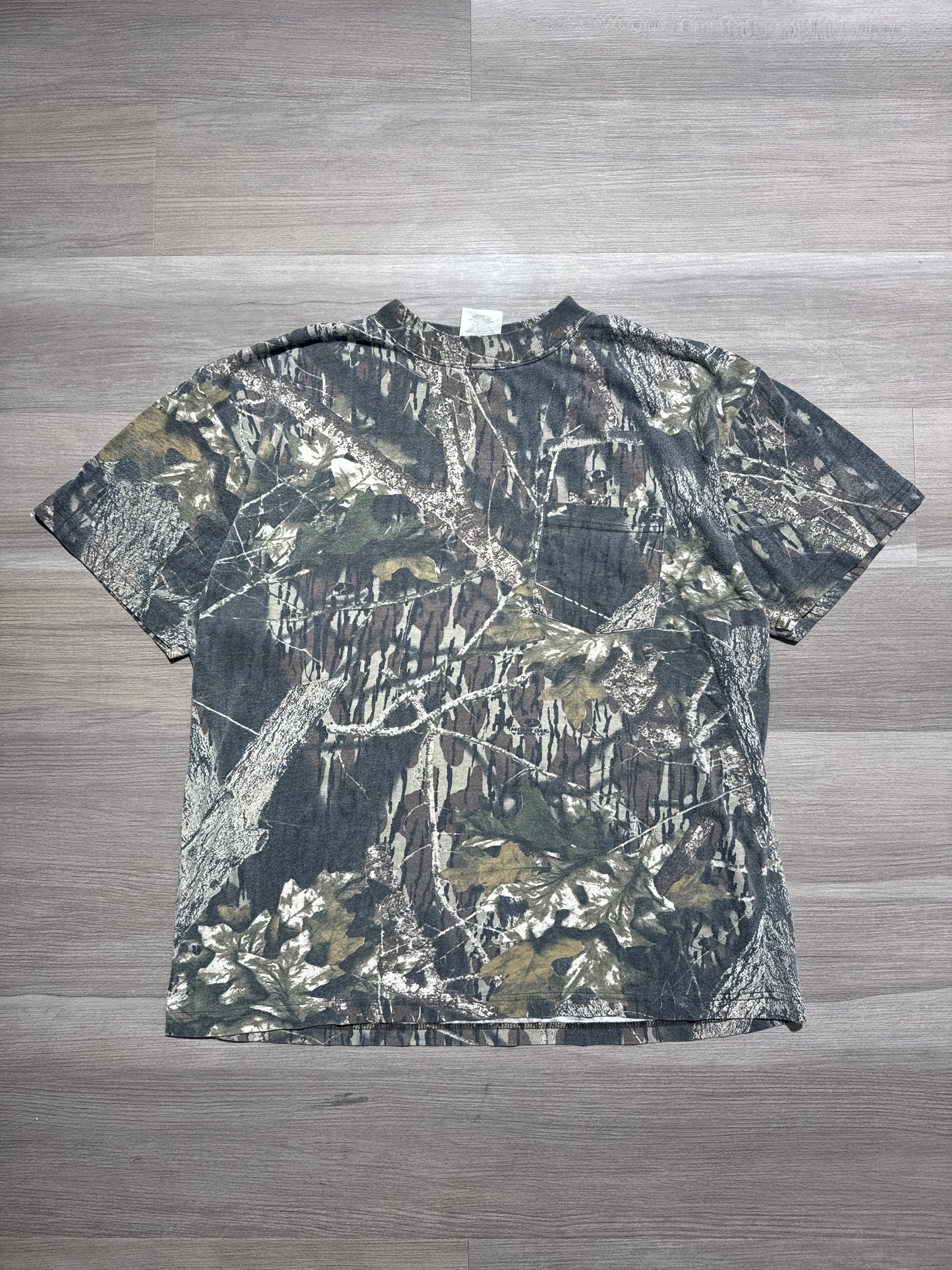 (L) Vintage Mossy Oak Camo T-Shirt