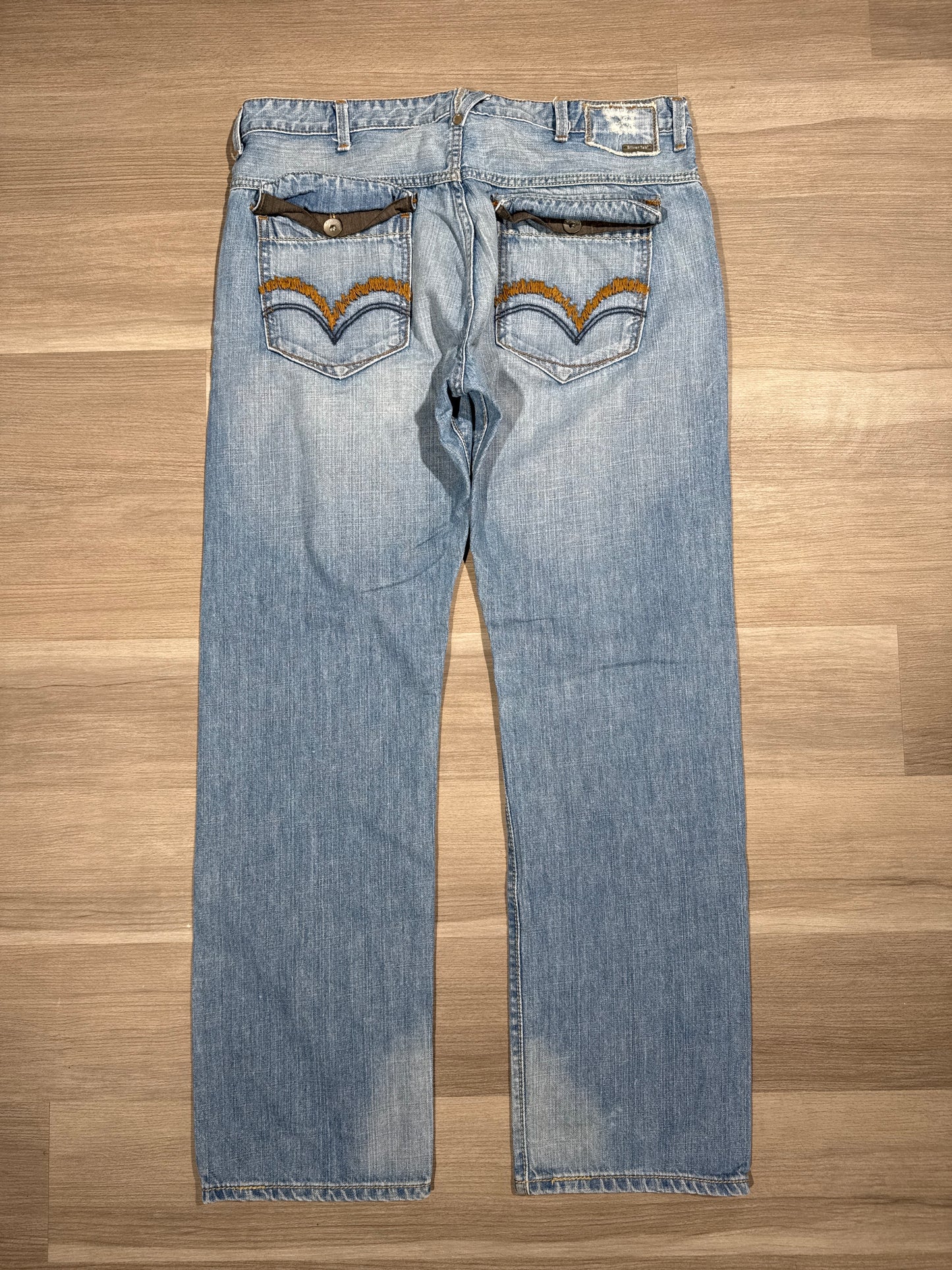 (38x33) Levi’s Slim Silvertab