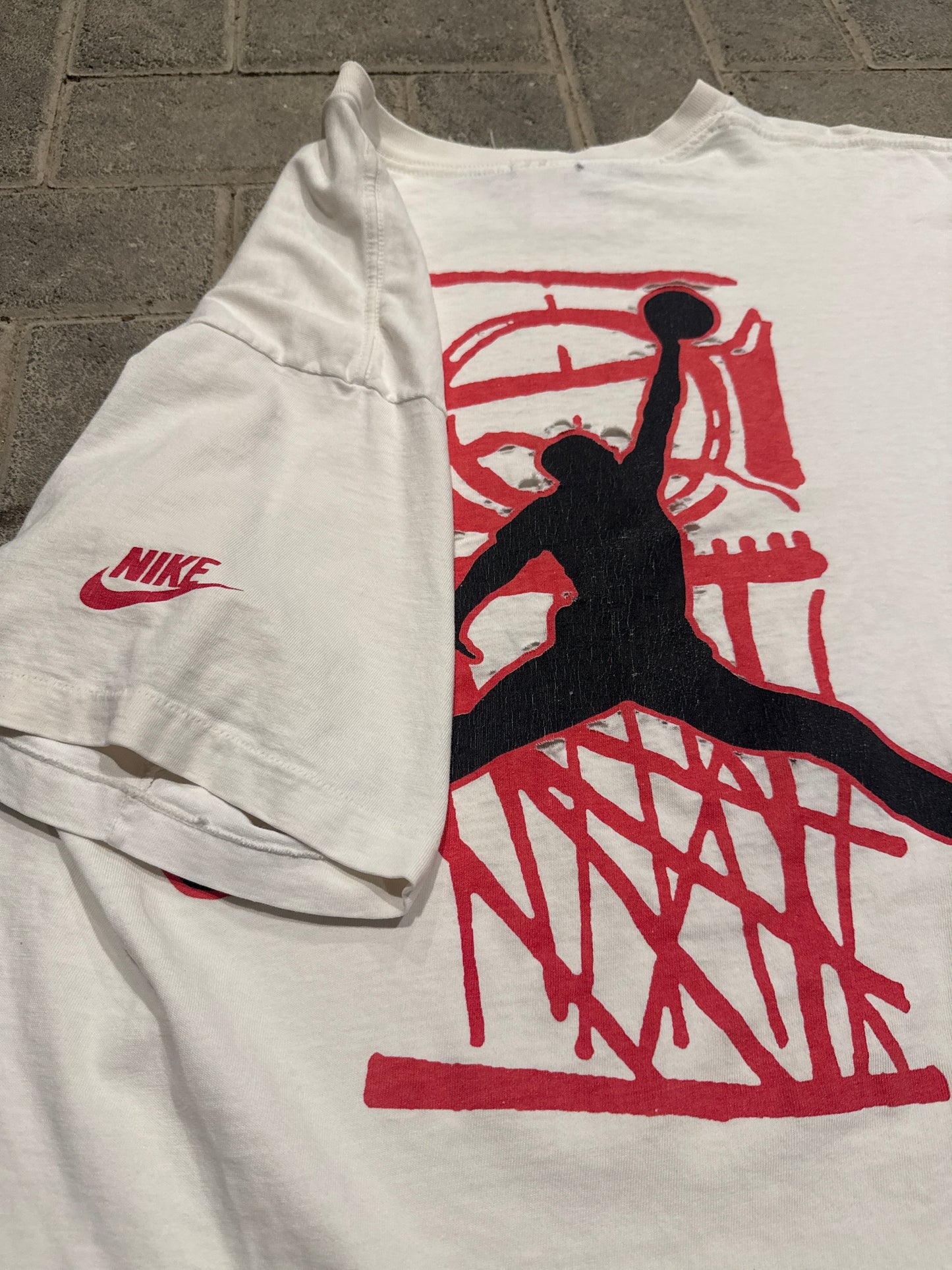 (L) Nike 90s Jordan White Tee