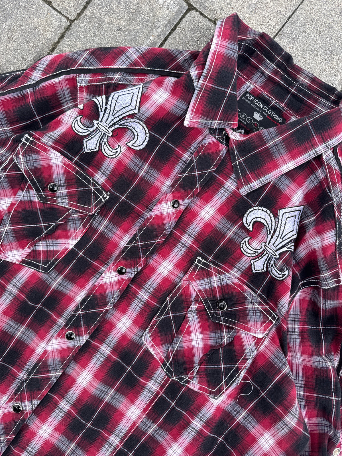 (XL) Pop Icon Fleur-de-lis Embroidered Plaid Gray Y2K Snap-Up Shirt