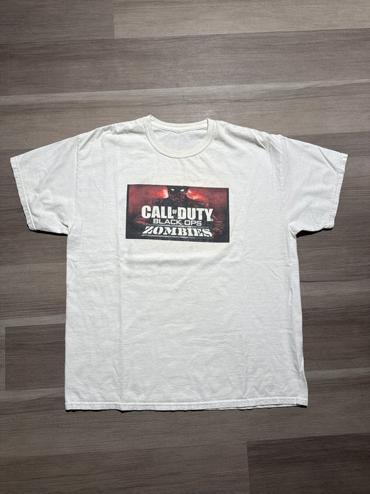 (2XL) Call of Duty Black Ops Zombies T-shirt