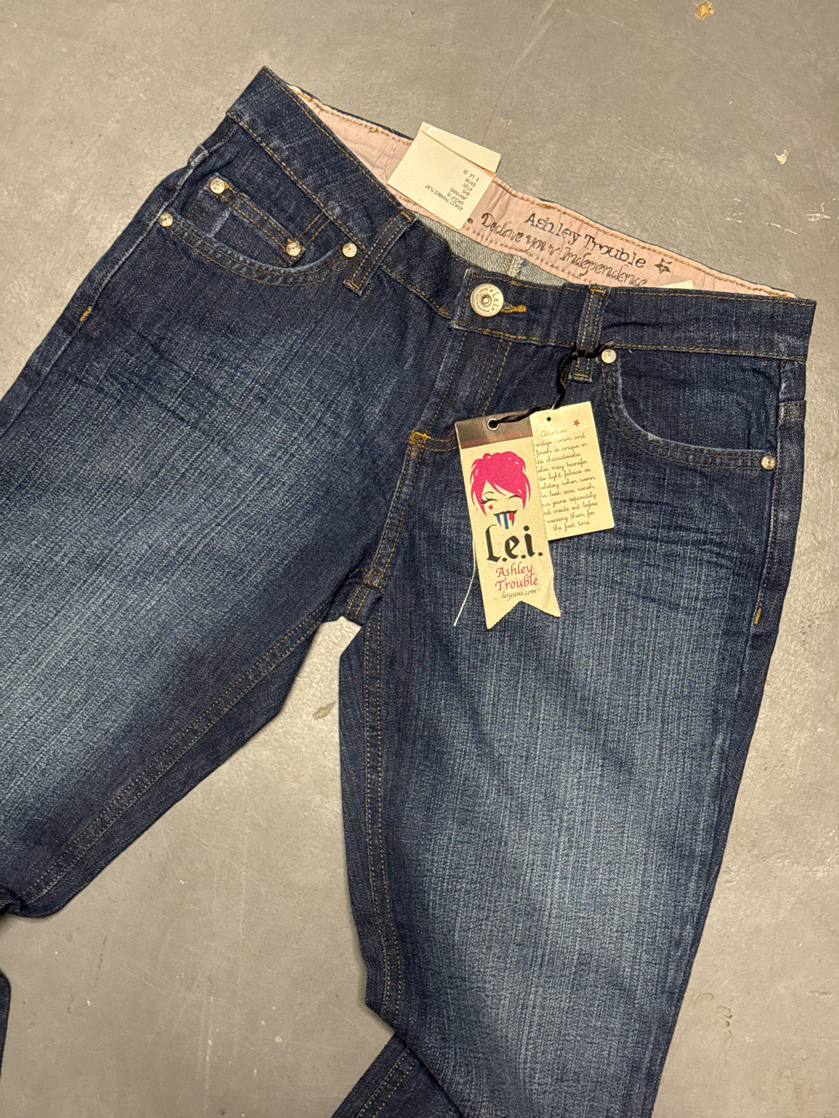 (28x30) L.e.i. Ashley Trouble Brand New Bootcut Denim