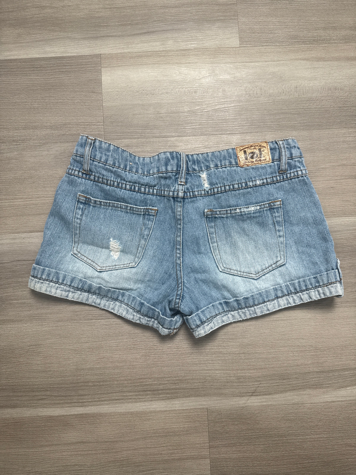 (9) Women Lei Jorts
