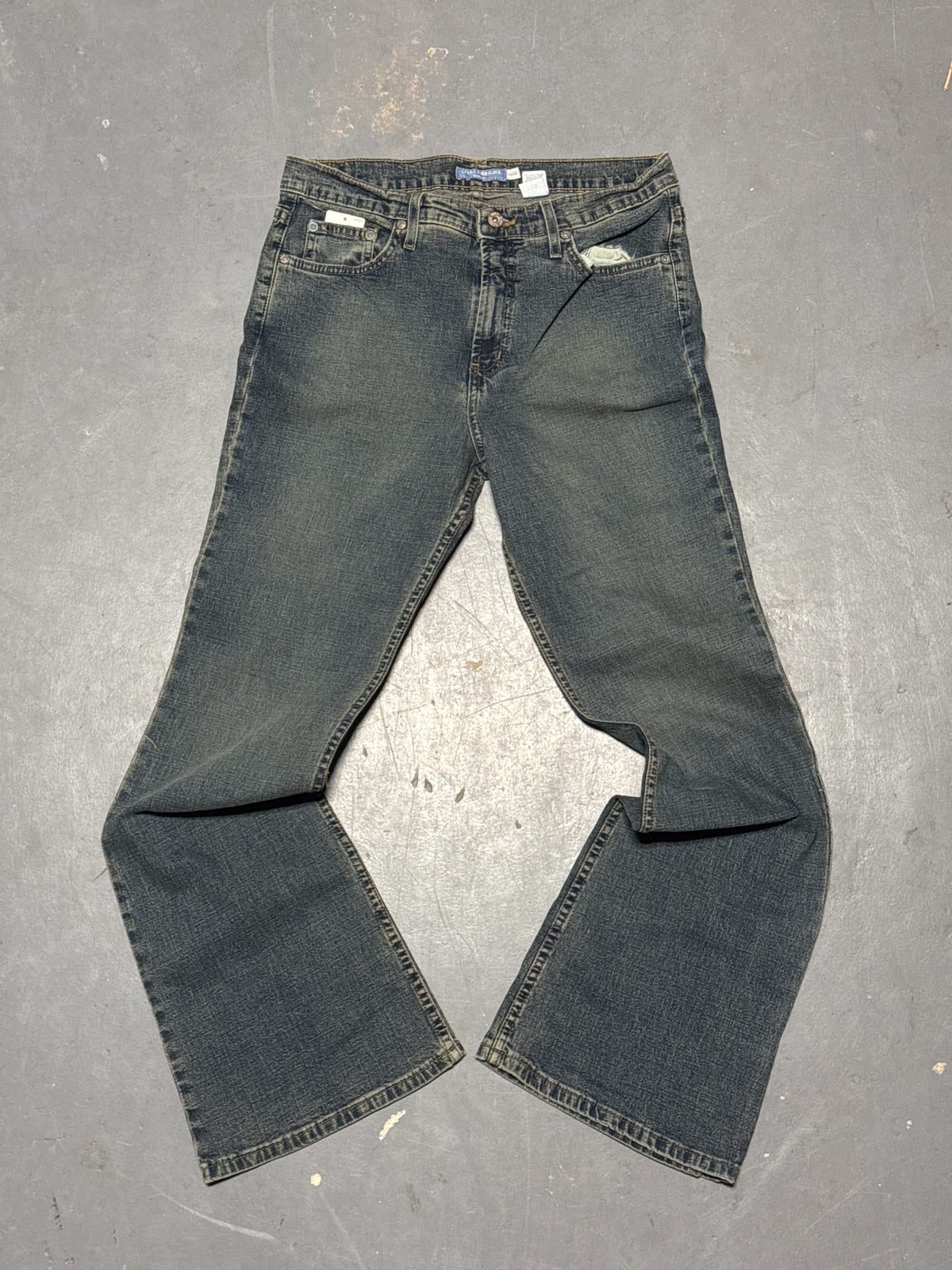 (30x32) Canyon River Blues Flare Brand New Denim