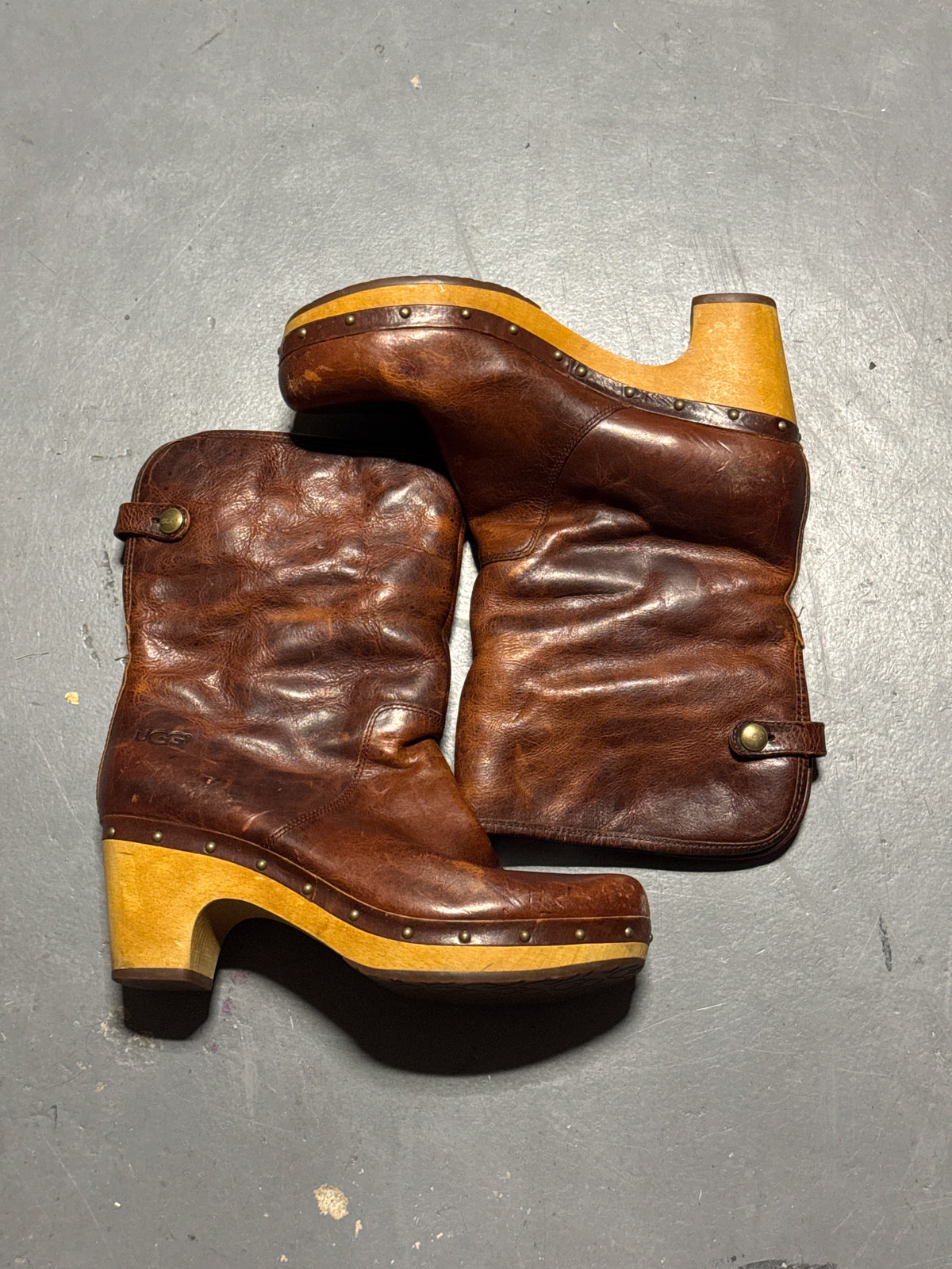 (W8) UGG Lynnea Brown Leather Boots