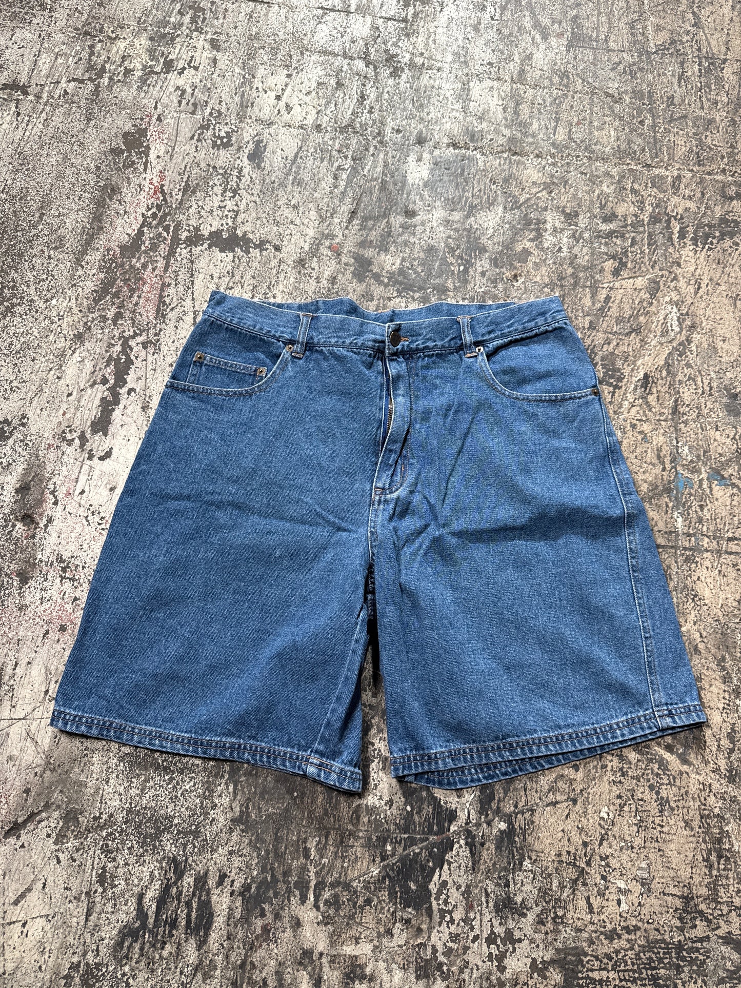 (36) Vintage Big Dogs Jorts