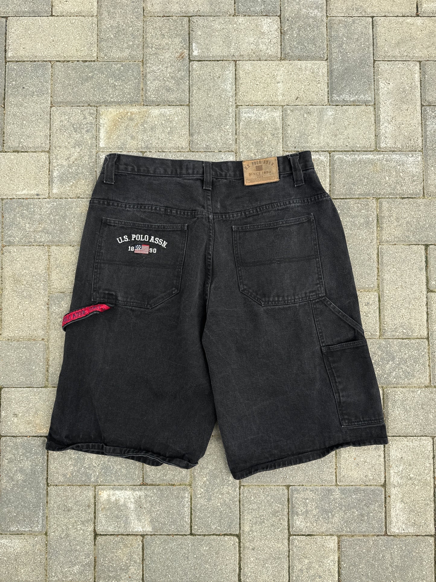 (36) U.S. Polo Assn. Y2K Black Jorts