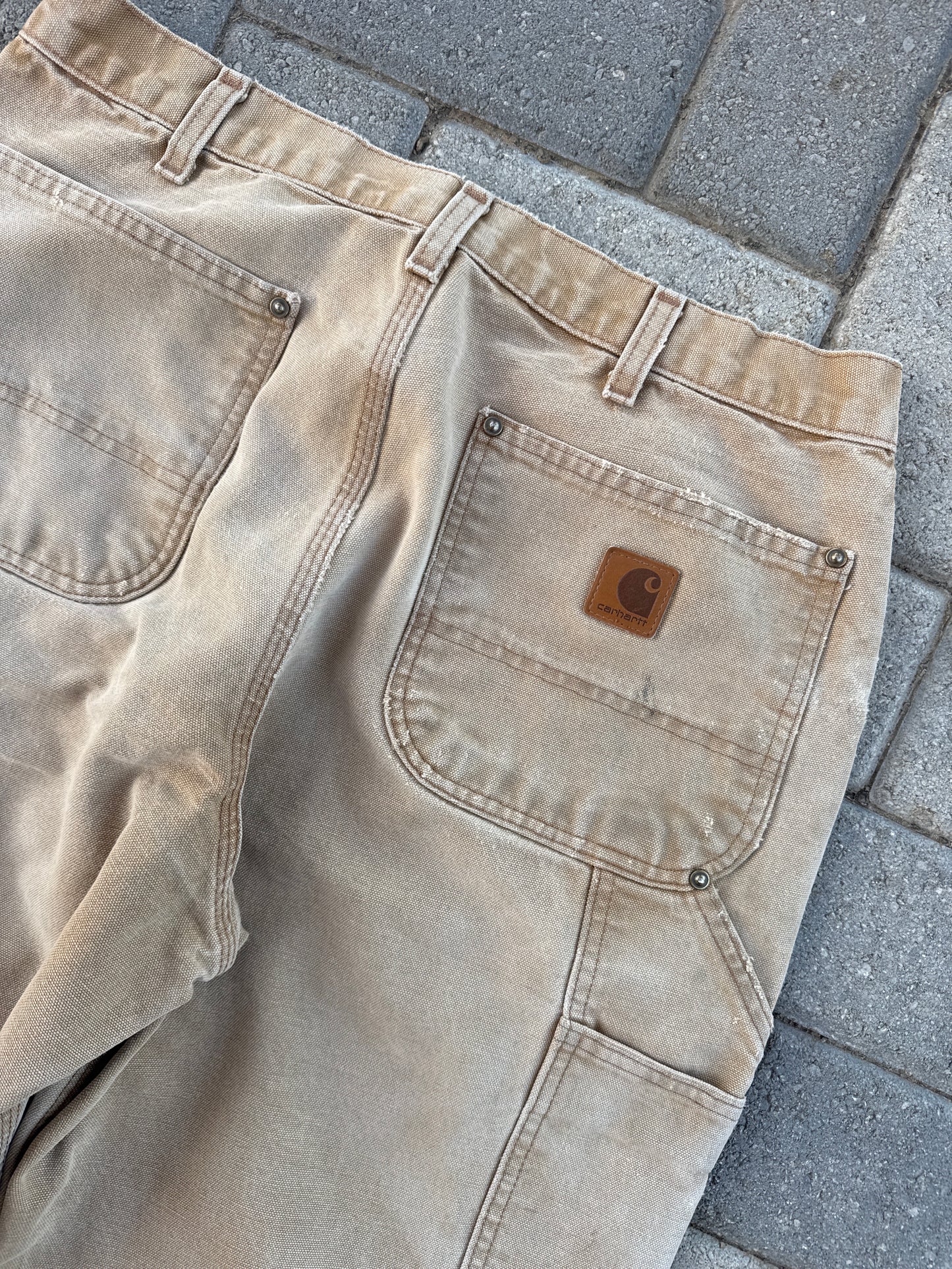 (33x32) Carhartt B136 Double-Knee Khaki Pants