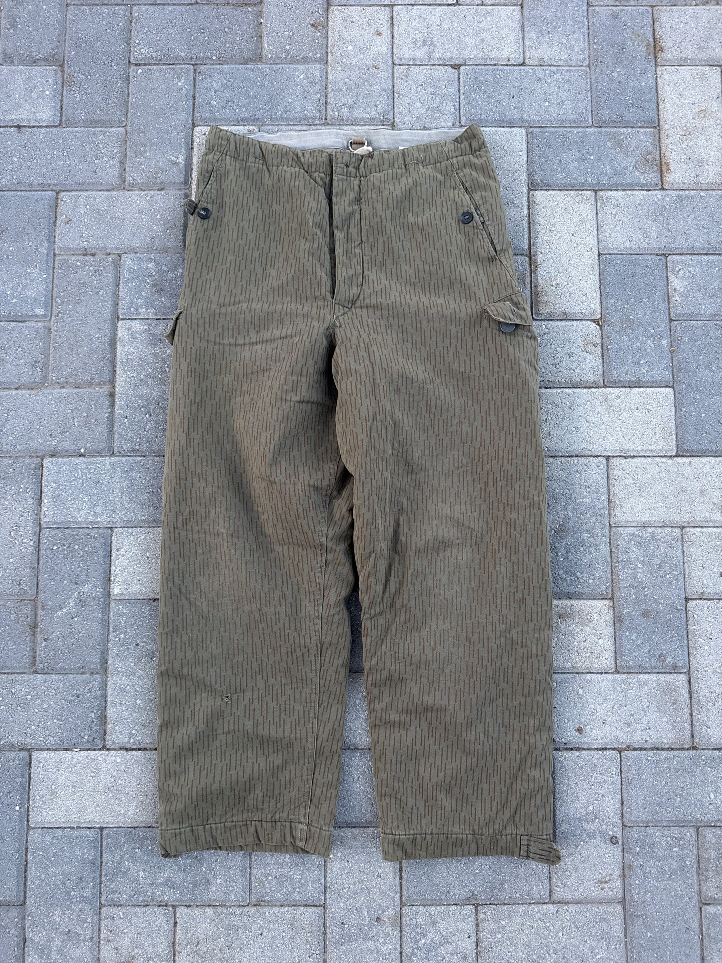 (M) Vintage German Strichtarn Raindrop Camouflage InsulatedPants