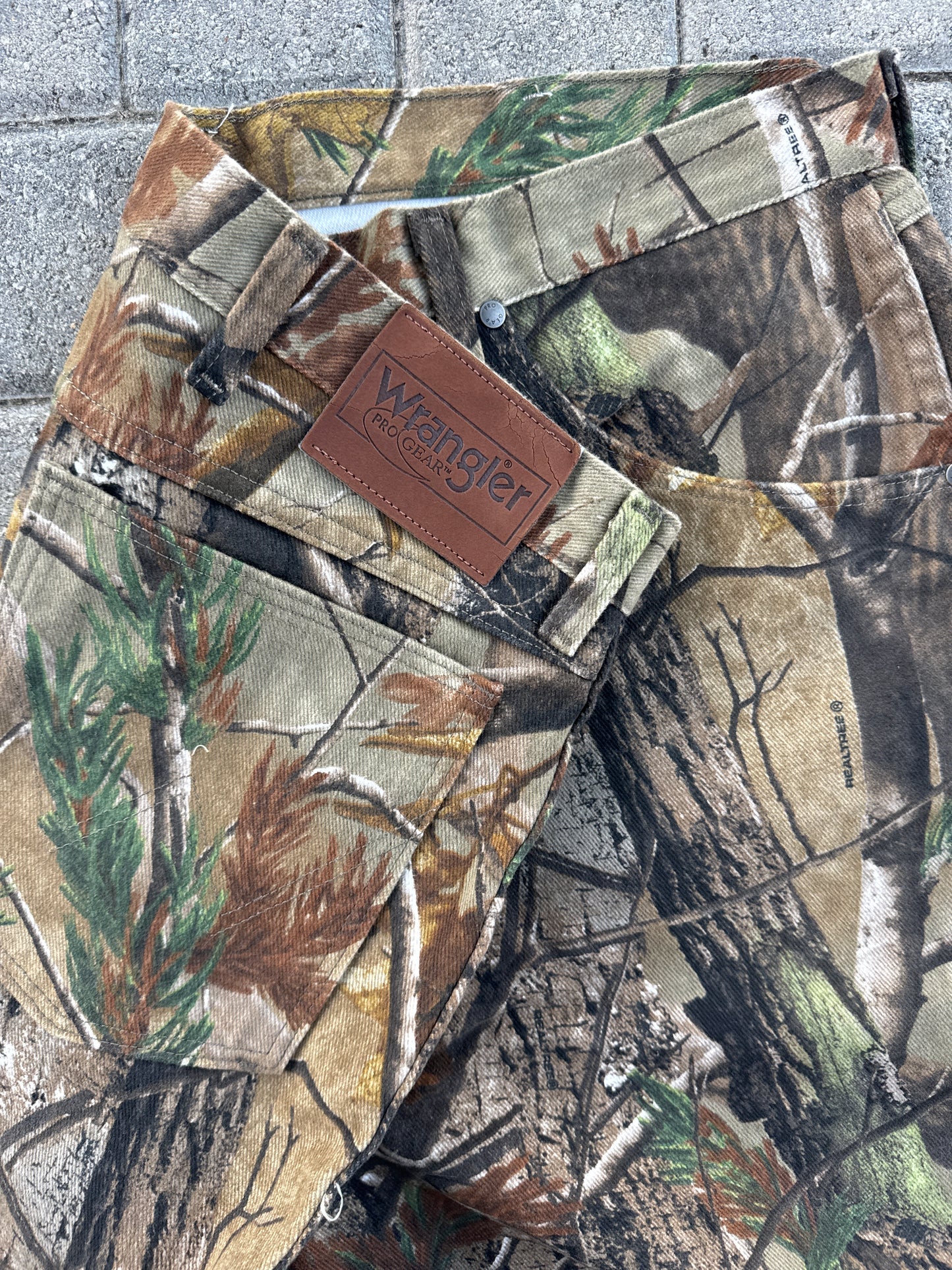 (40x32) Wrangler Pro Gear RealTree Denim Pants
