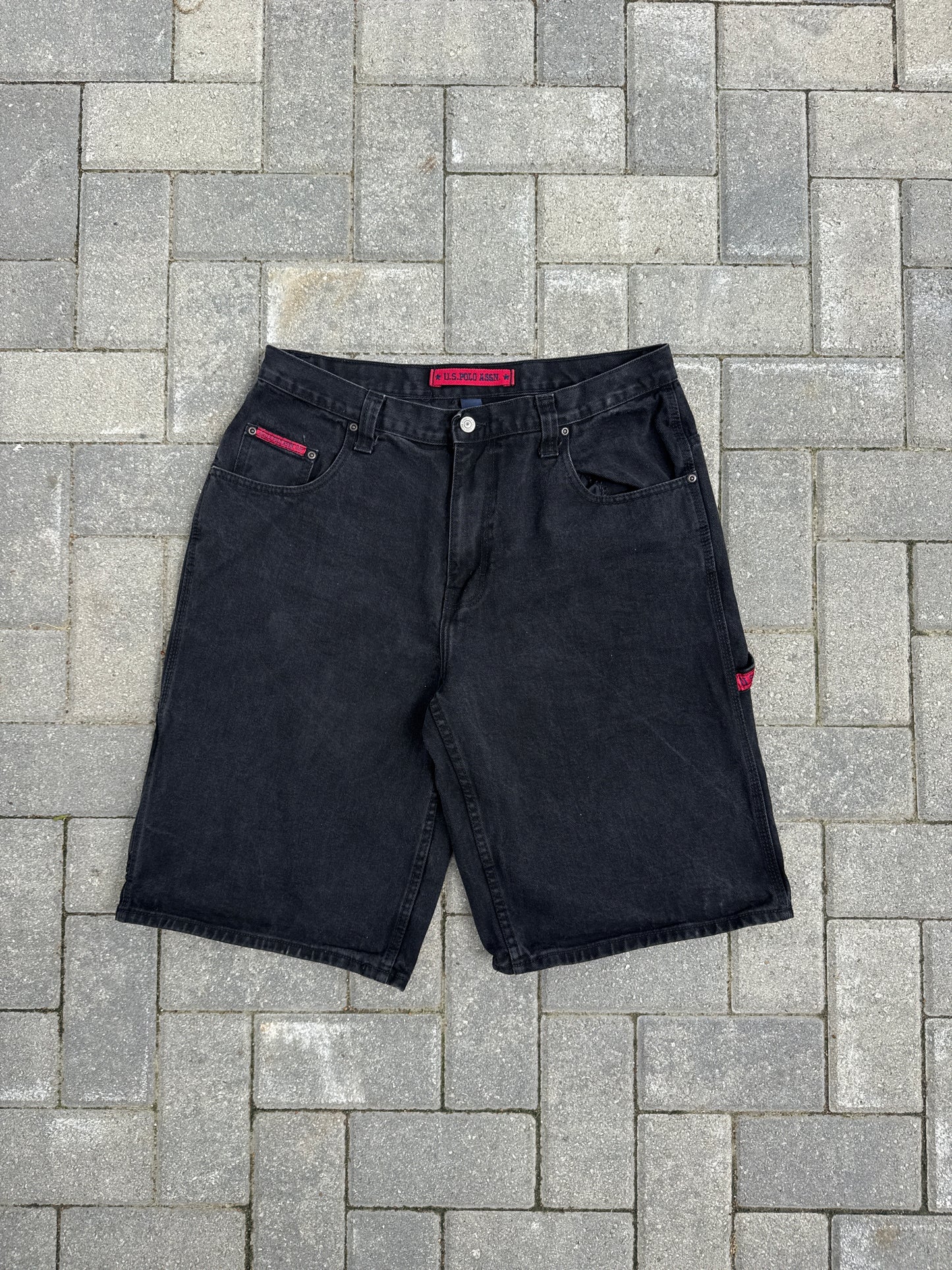 (36) U.S. Polo Assn. Y2K Black Jorts