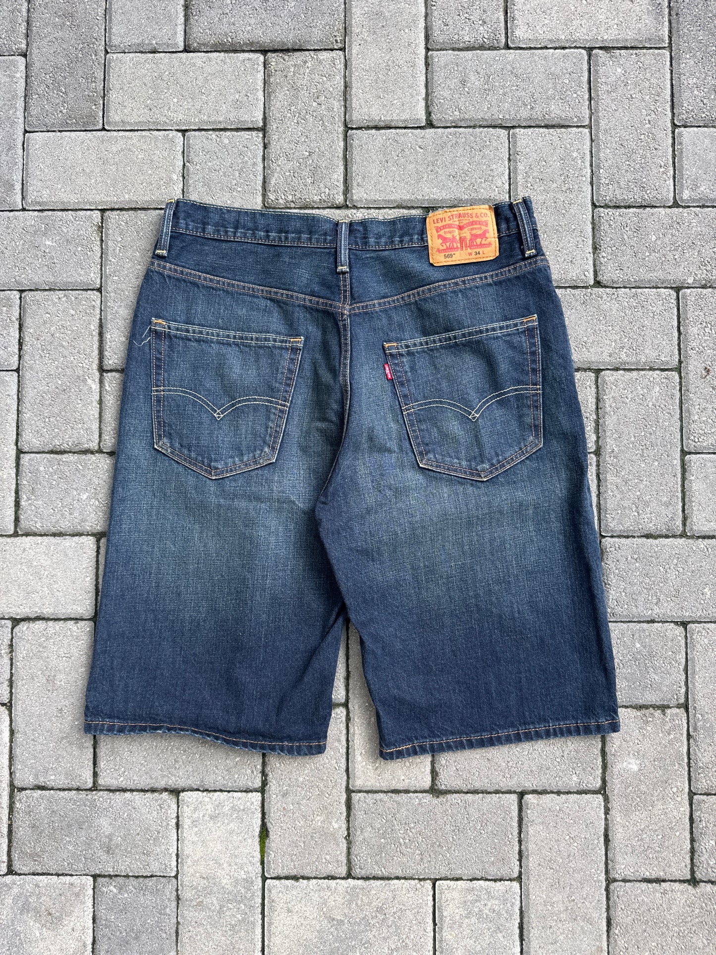 (34) Levi’s 569 Jorts