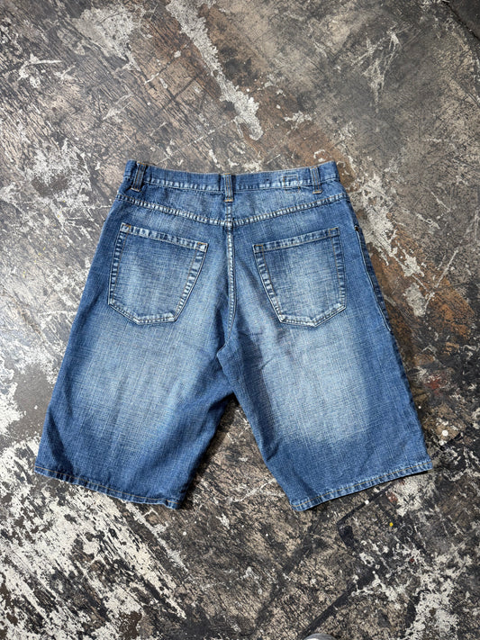 (38) Karl Kani Gold Jorts