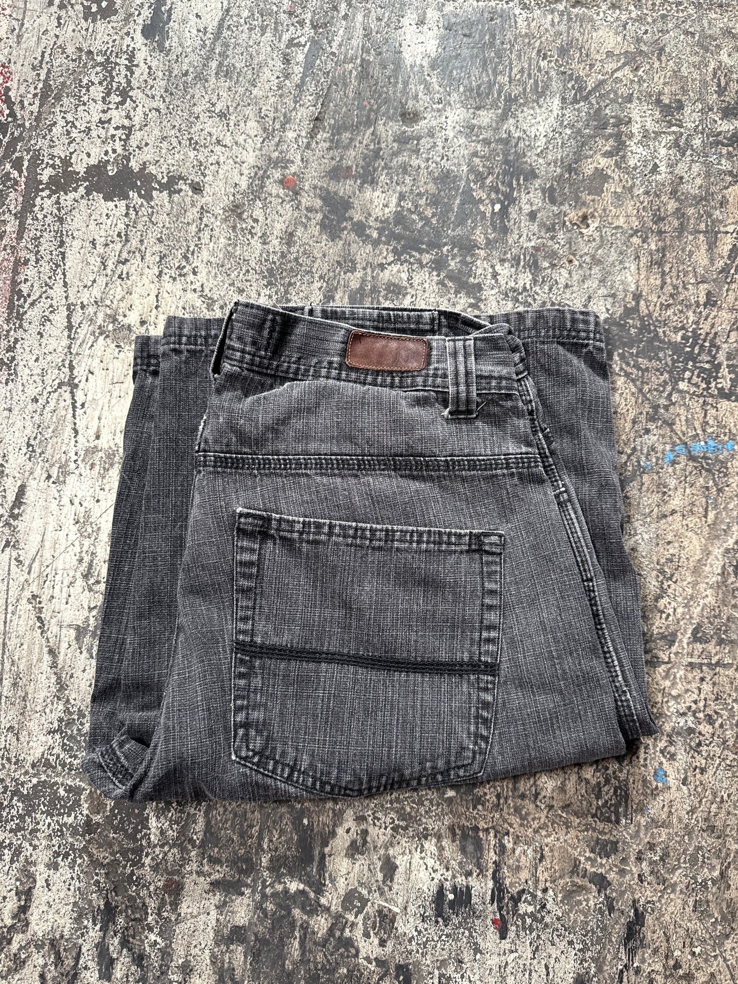 (36) Faded Black Y2K Shorts
