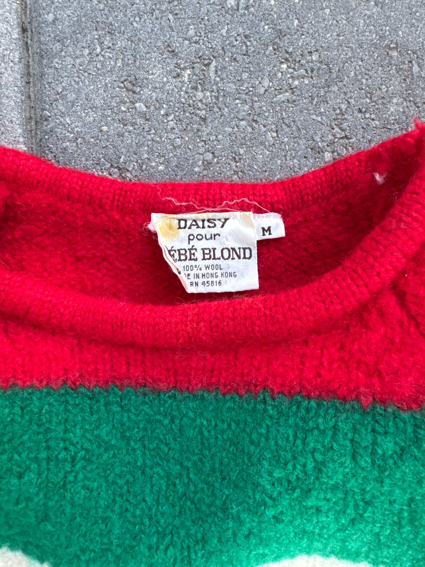 (M) True Vintage Daisy Pour Bébé Blond Wool Women Sweater