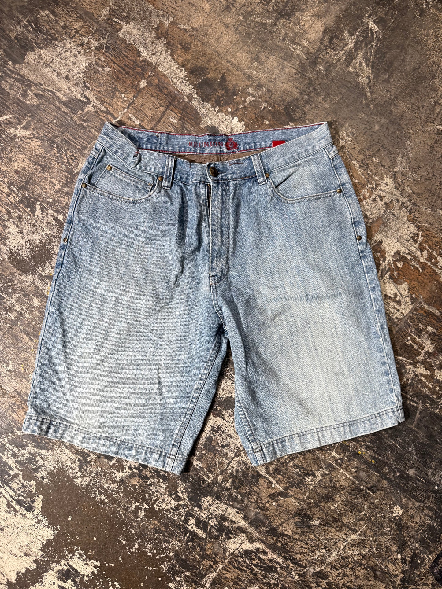 (36)Reunion Jorts
