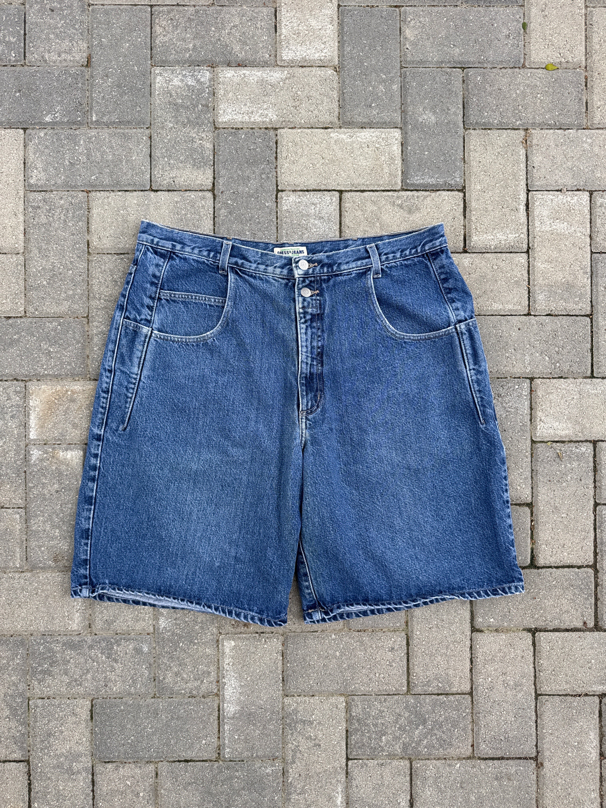 (40) Vintage Guess Jeans Jorts