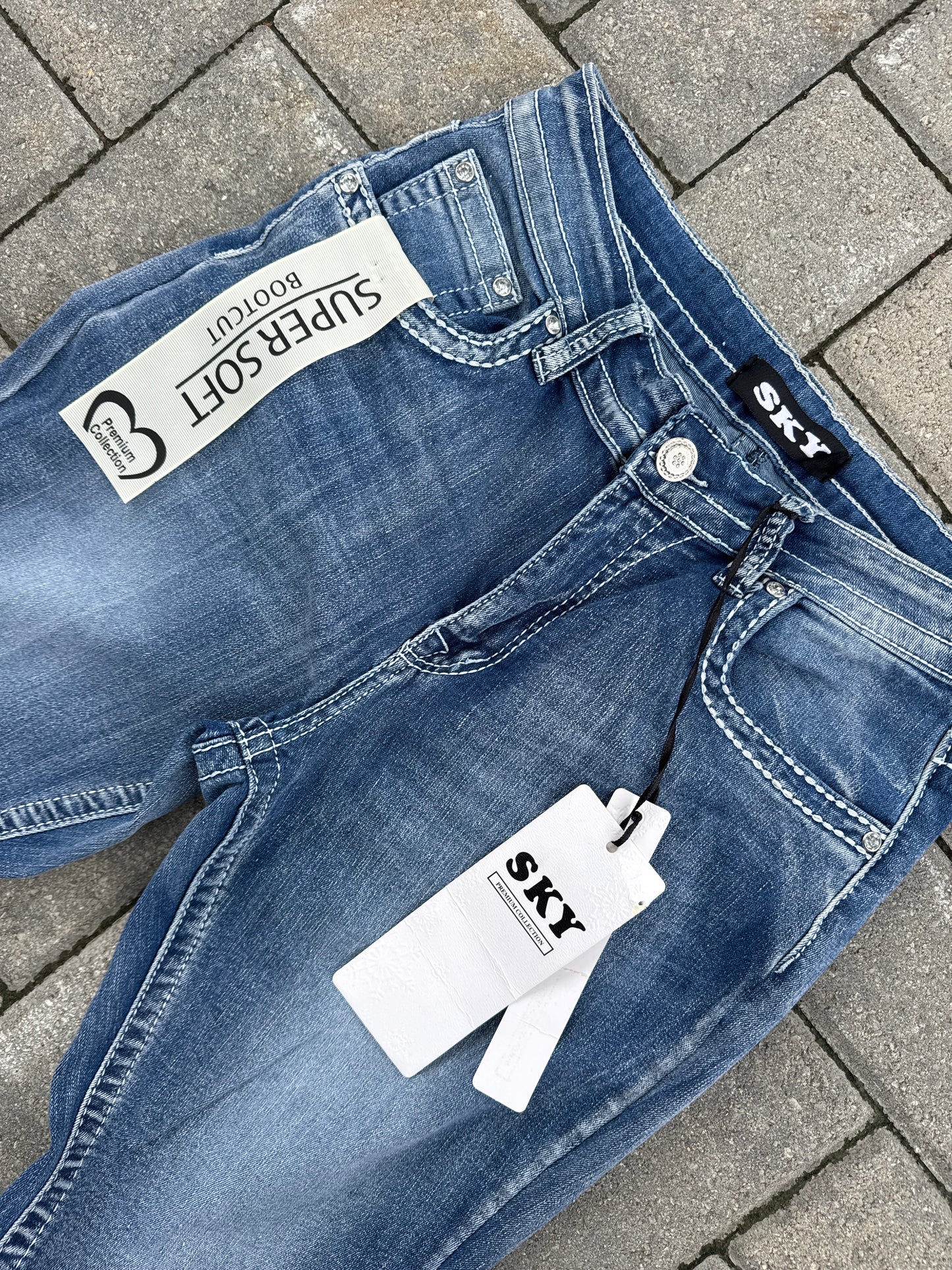 (26x30) Sky Skull Pocket Western Denim Pants