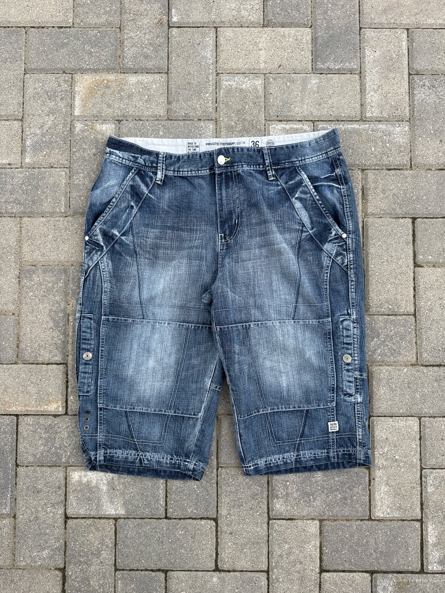 (36) Private Member Y2K Jorts