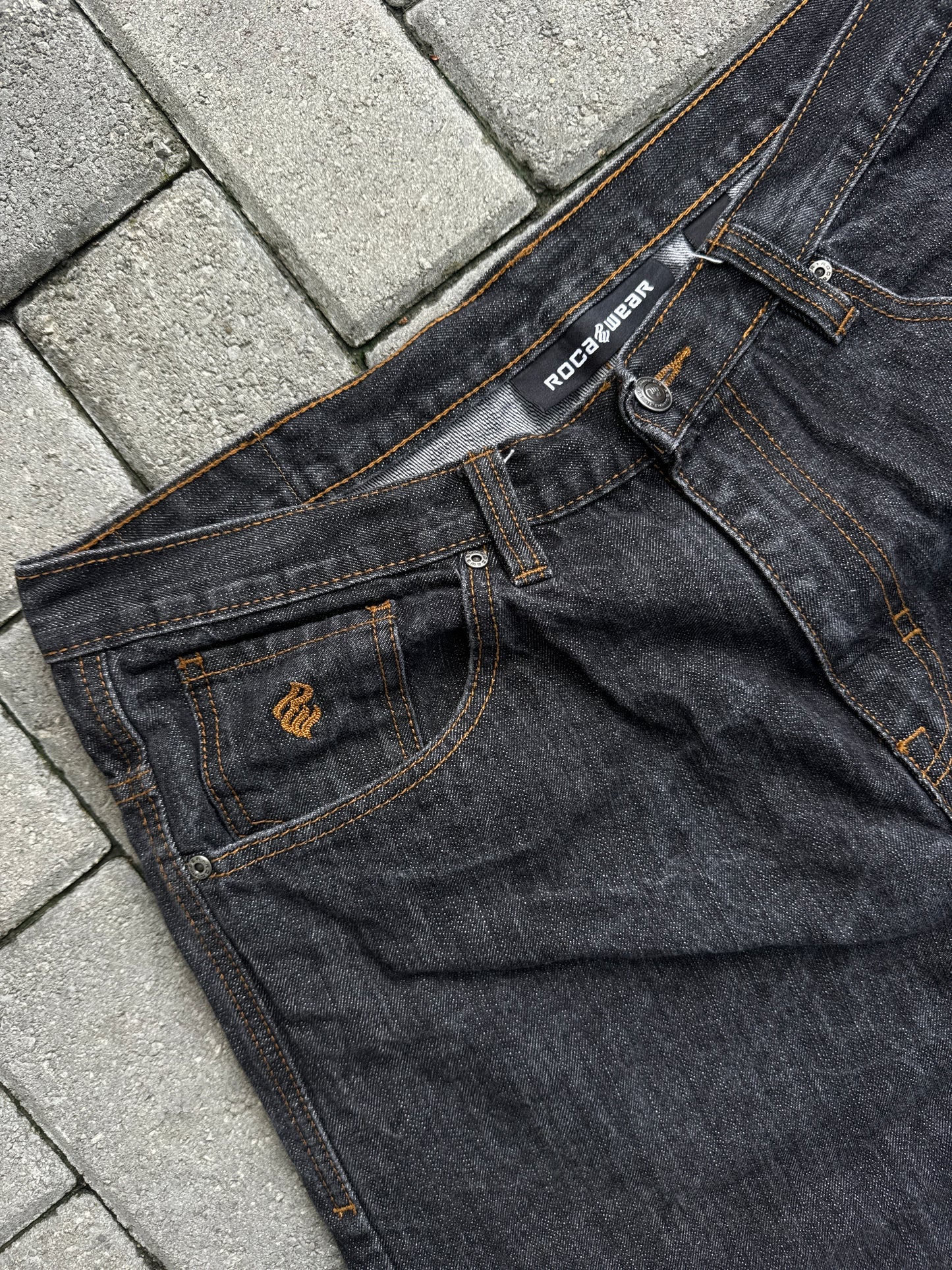 (38) Roca Wear Jorts