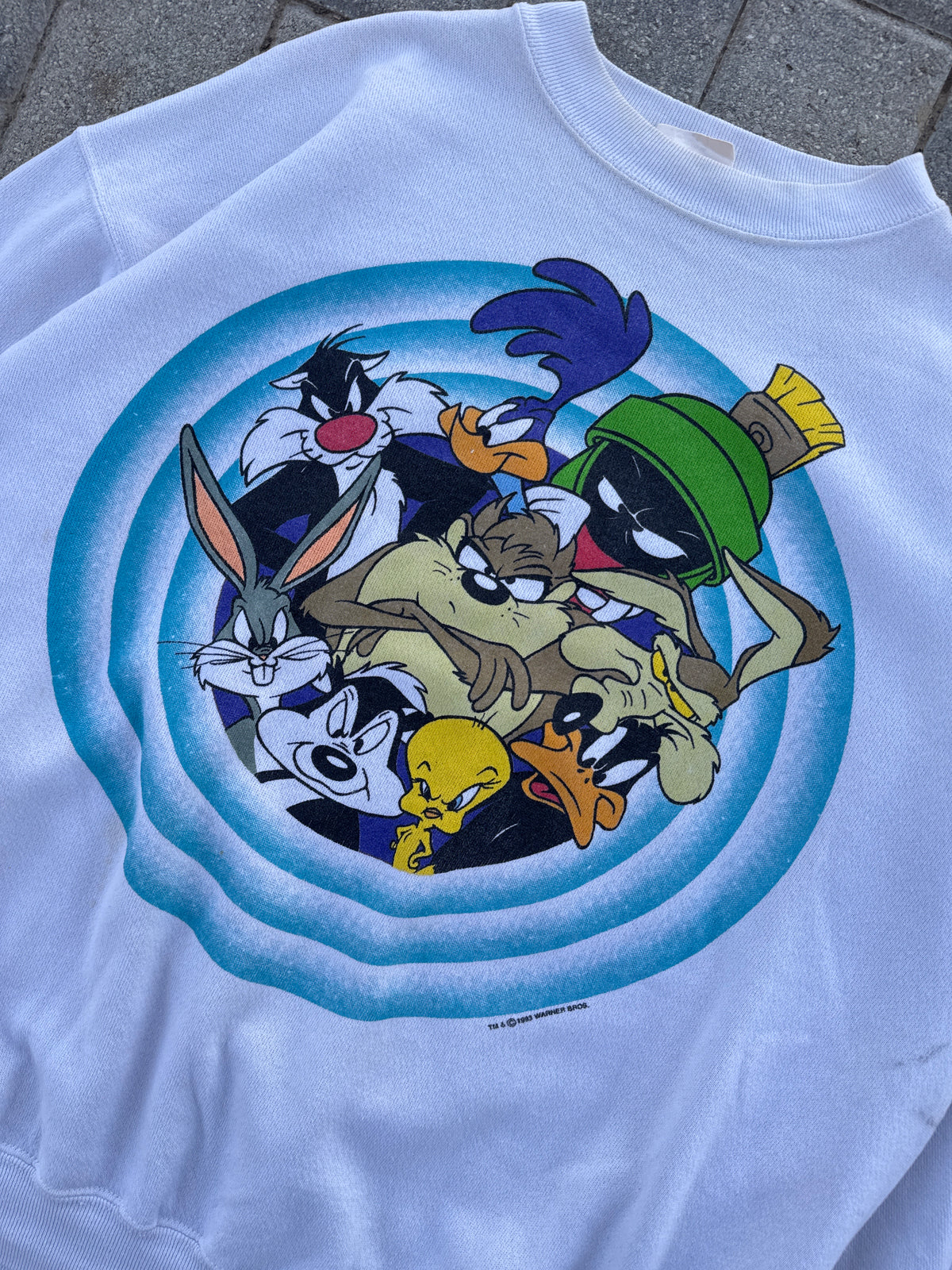 (2XL) Vintage 1993 Looney Tunes Crewneck