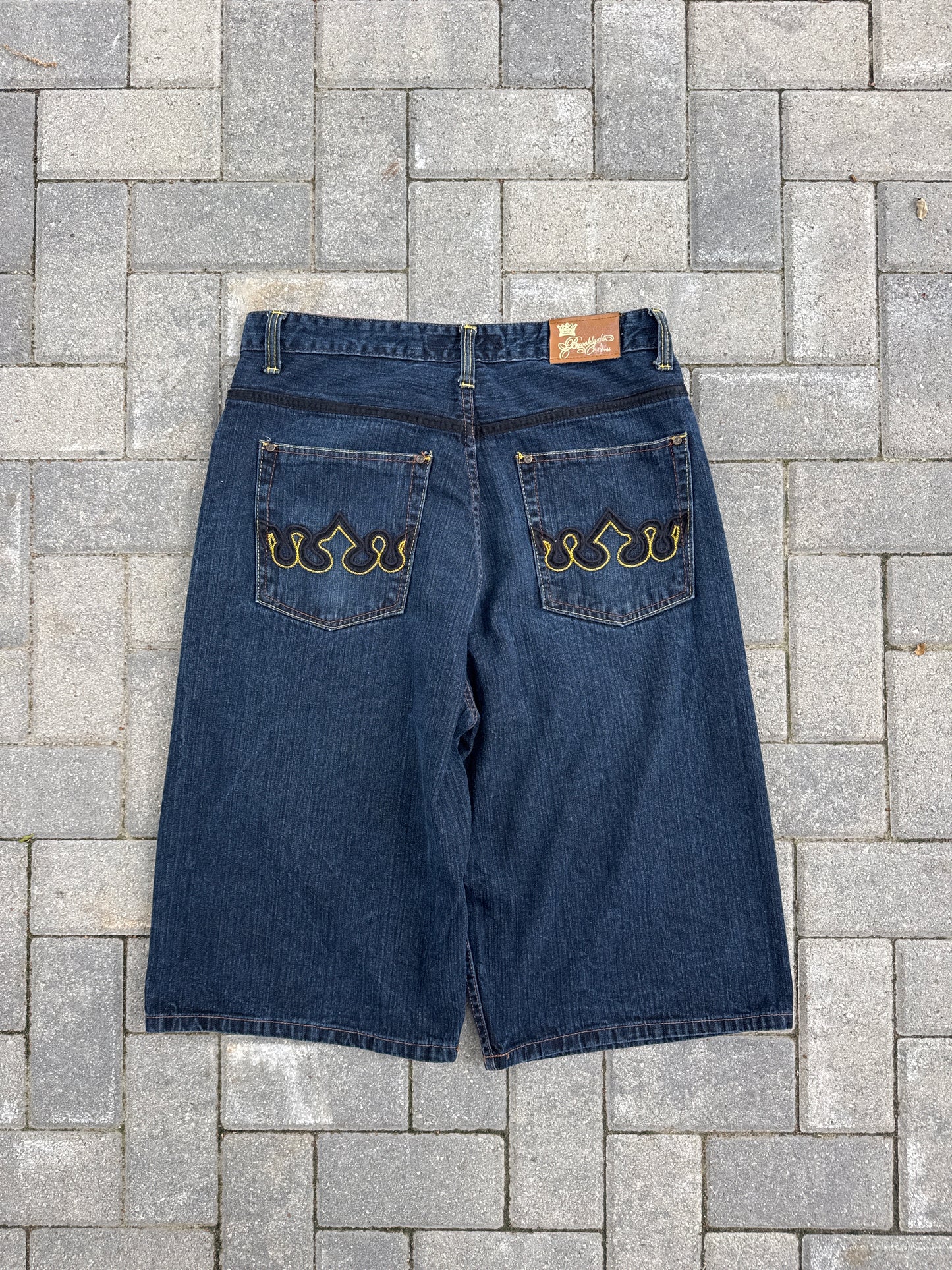 (38) Brooklyn Express Flame Pockets Y2K Jorts