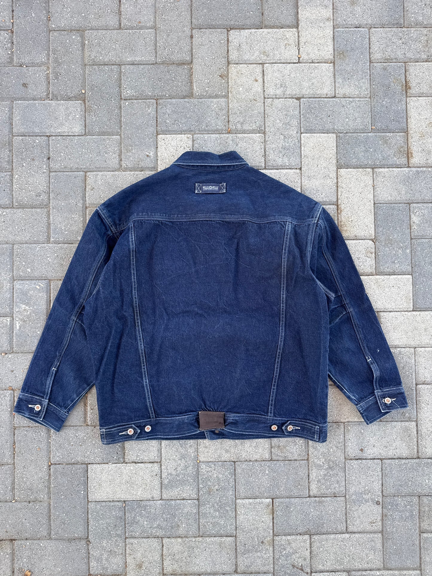 (XL) Y2K Pelle Pelle Denim Jacket