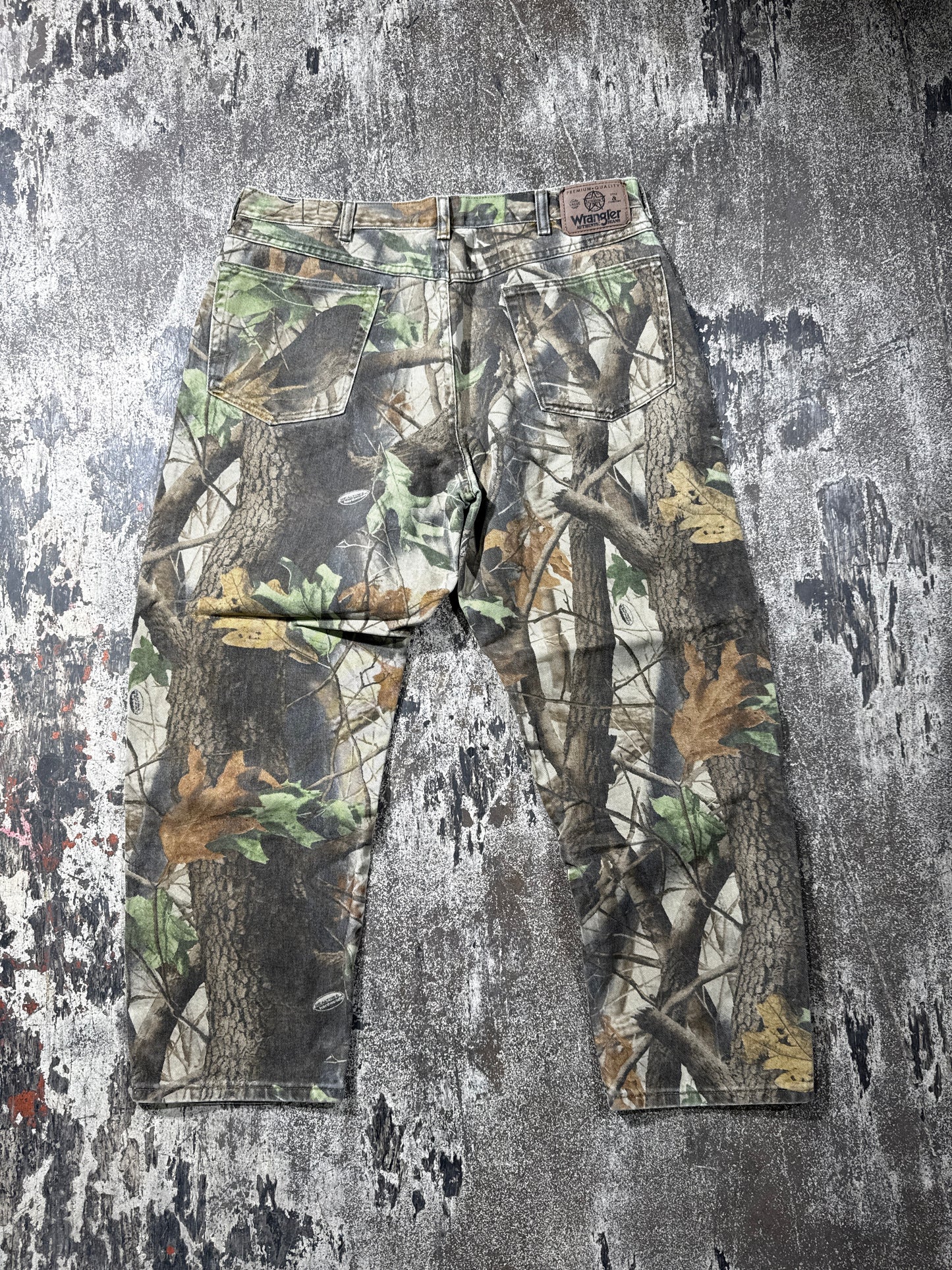 (36x30) Wrangler Double Knee RealTree Pants