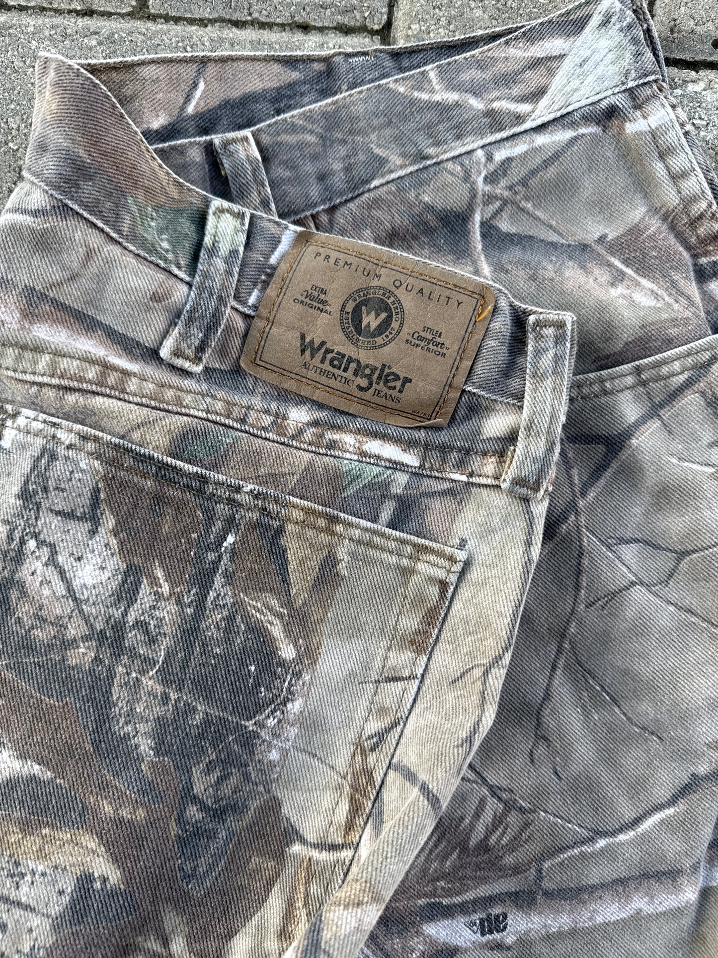 (36x34) Vintage Wrangler RealTree Double-Knee Pants
