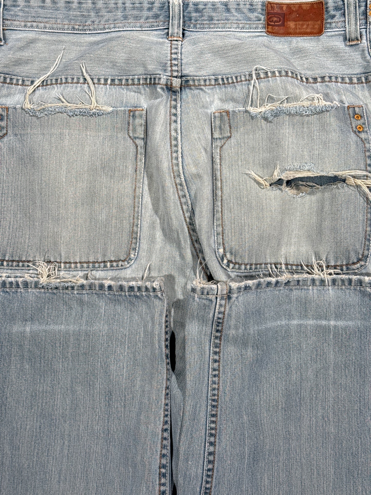 (38x34) Eckō Unltd. Baggy 5- Pocket Denims