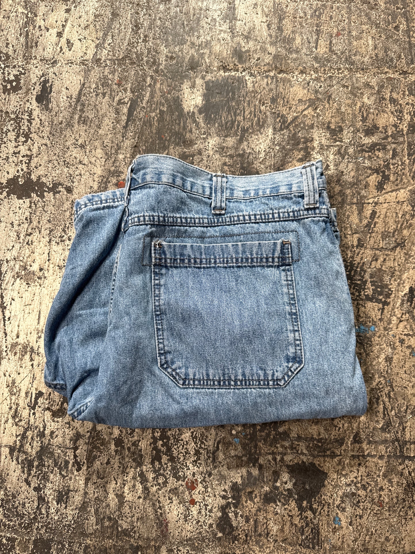 (38) Wrangler Jorts