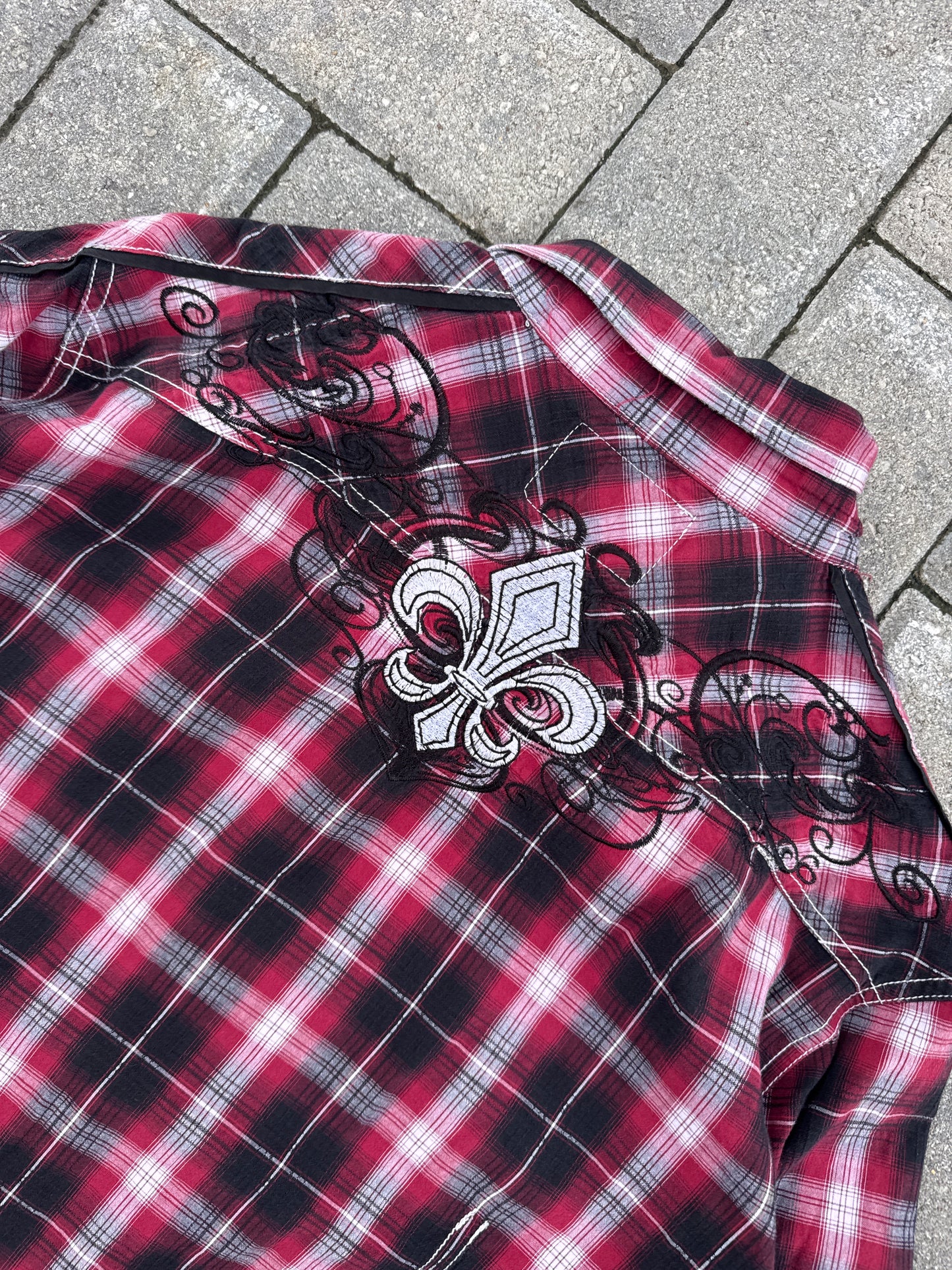 (XL) Pop Icon Fleur-de-lis Embroidered Plaid Gray Y2K Snap-Up Shirt