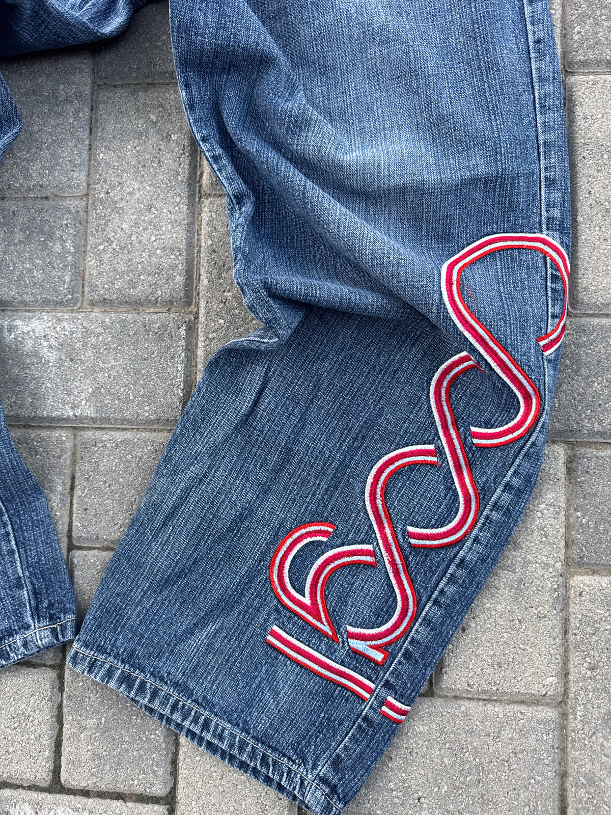 (42x36) Coogi Denim Pants