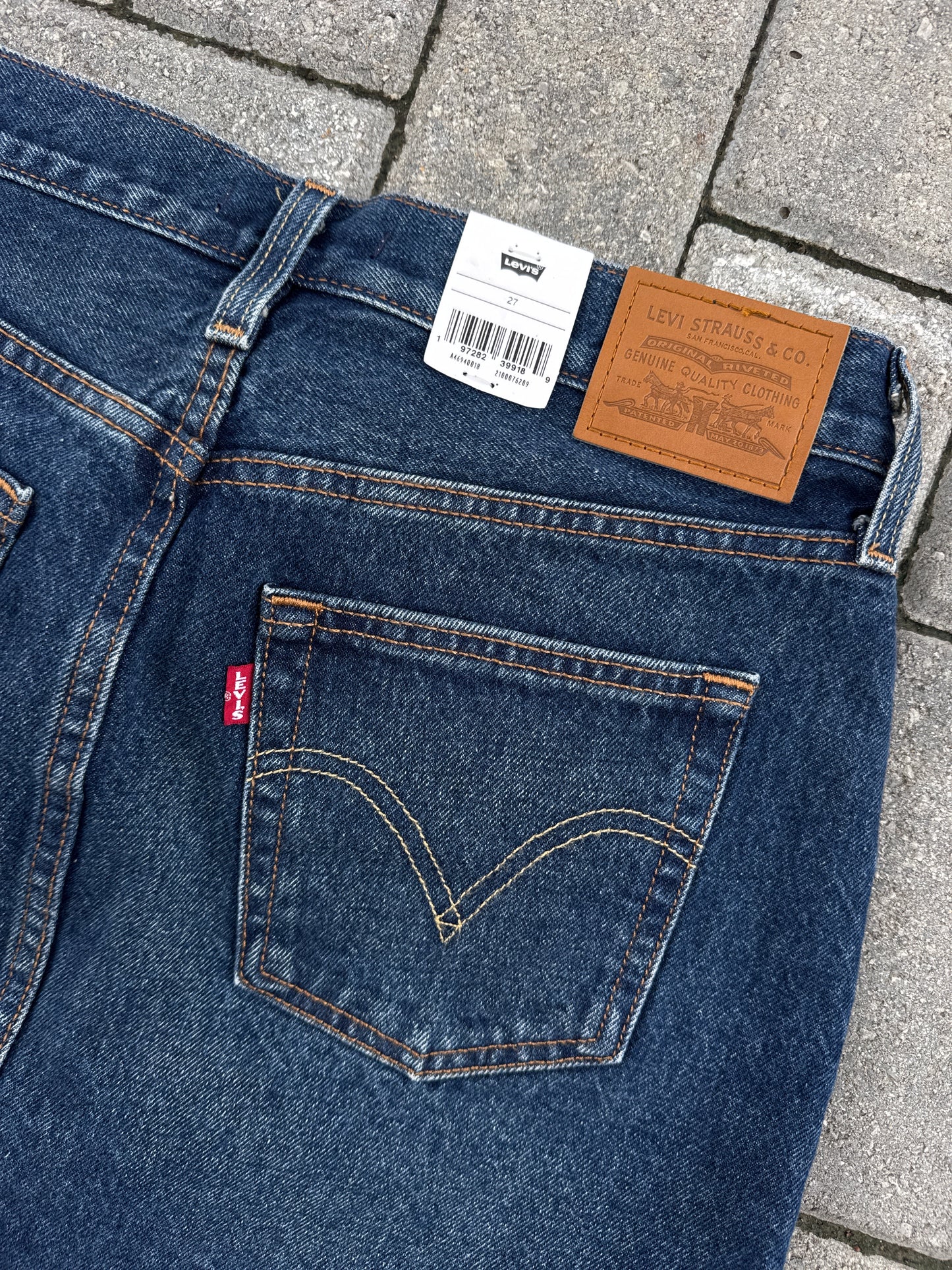 (27) Levi’s Icon Denim Skirt