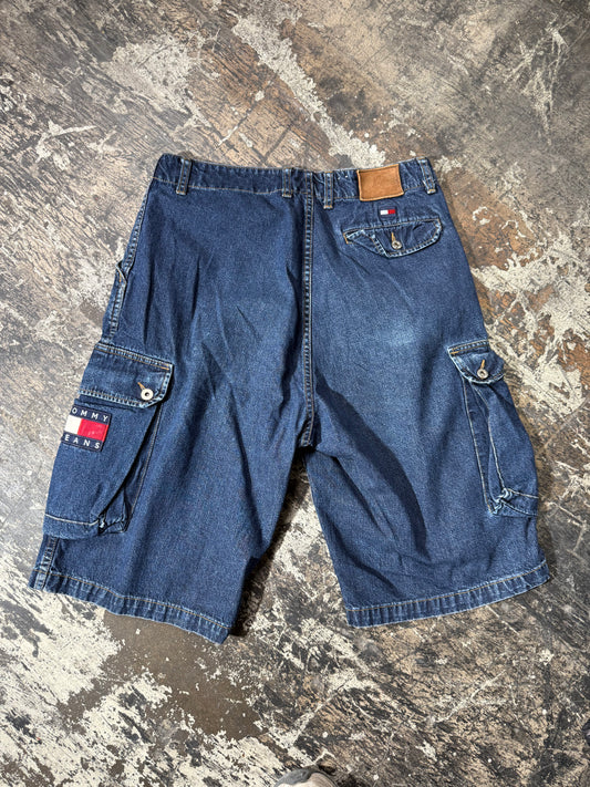 (34) Tommy Jorts Carpenter